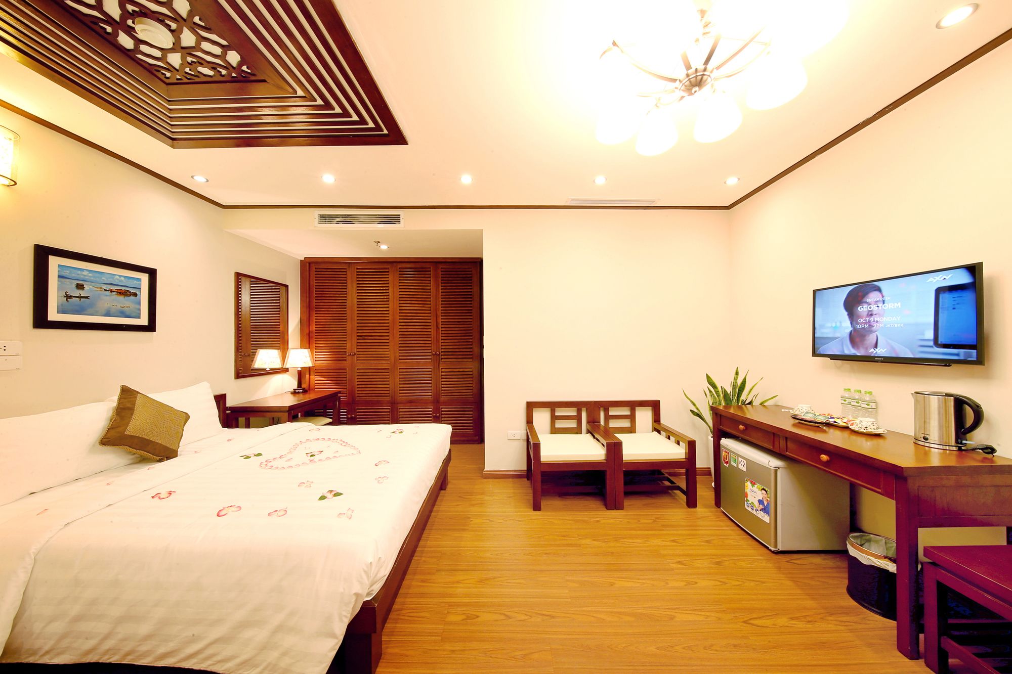 Hanoi Nostalgia Hotel
