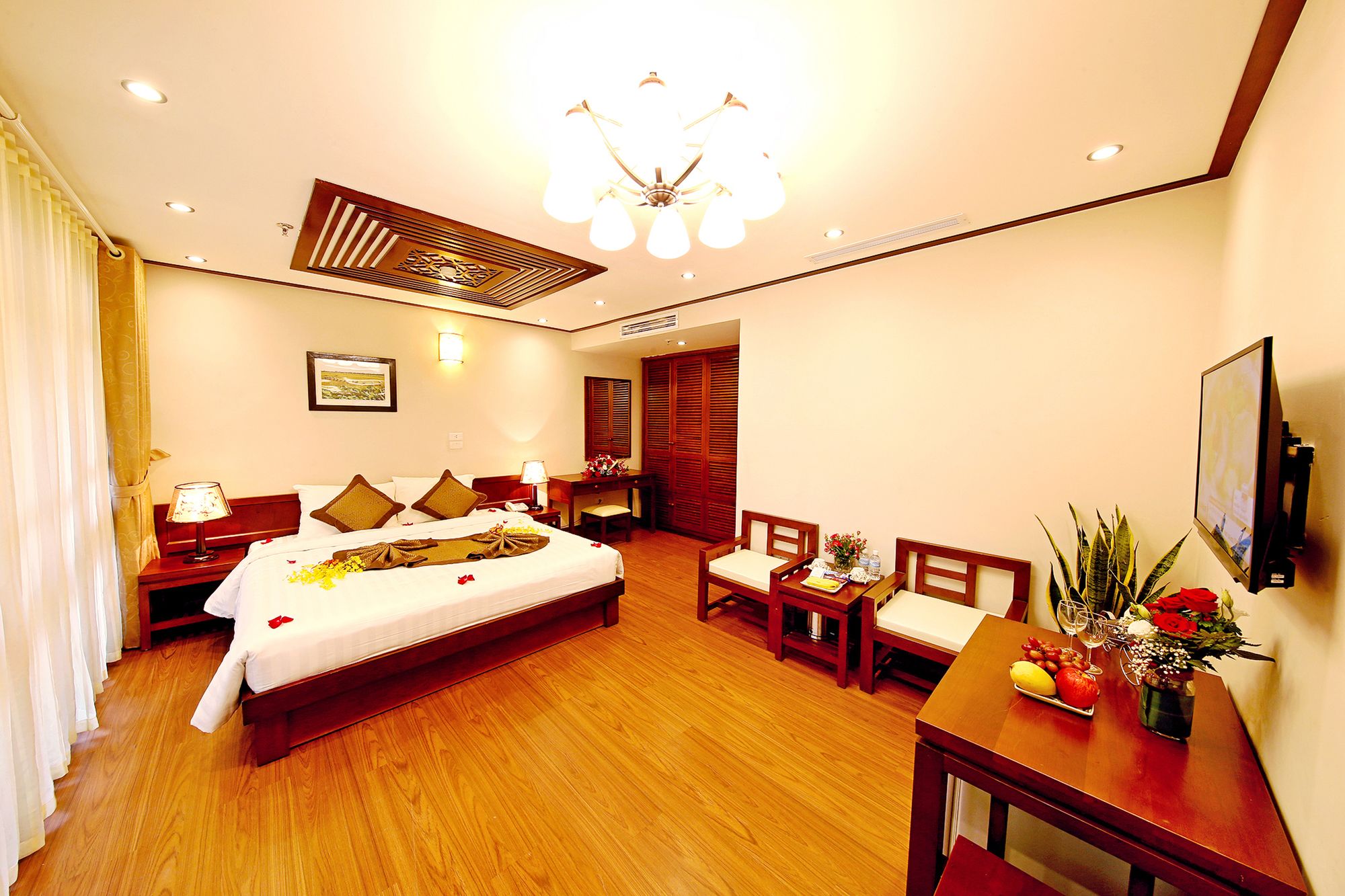 Hanoi Nostalgia Hotel