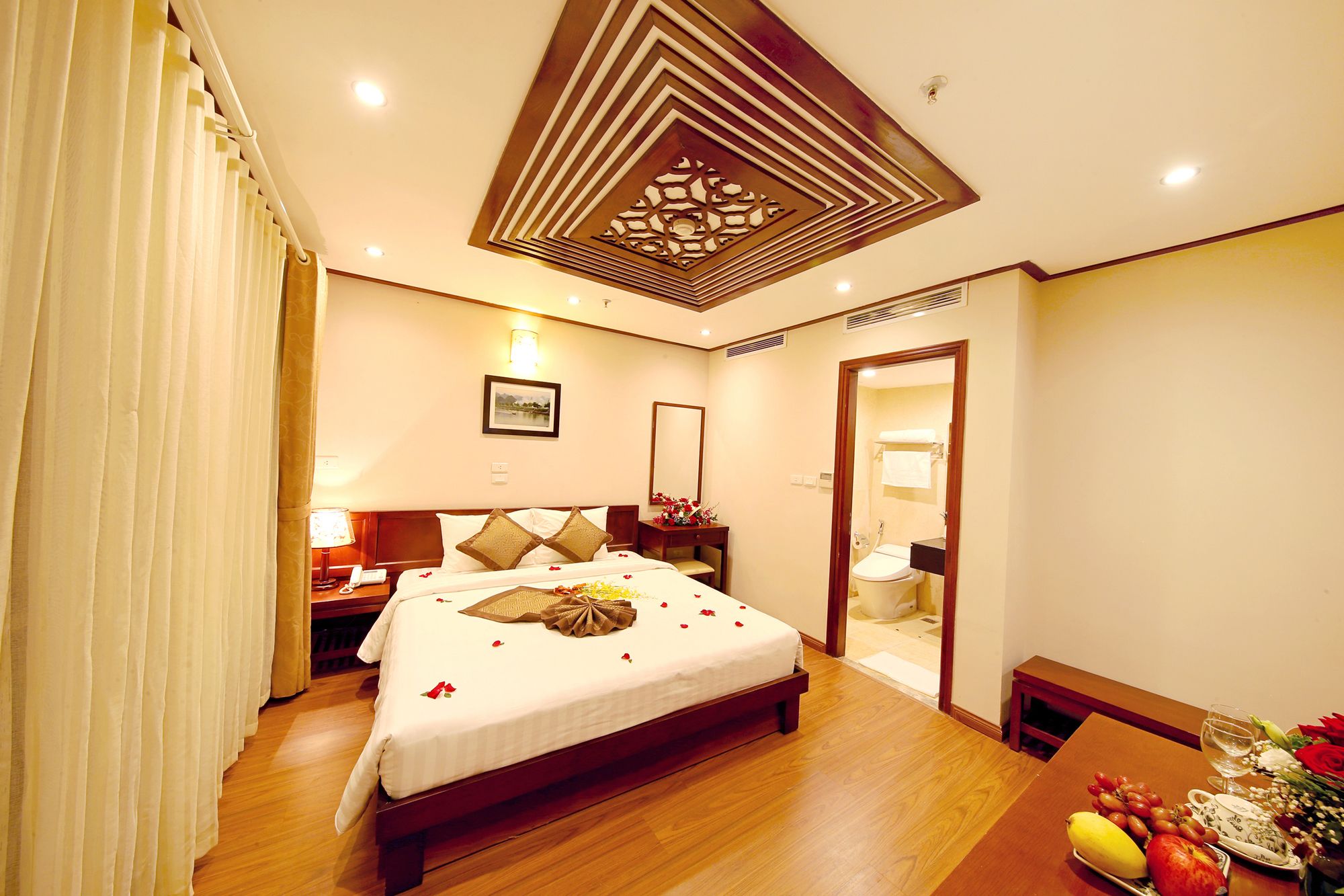 Hanoi Nostalgia Hotel
