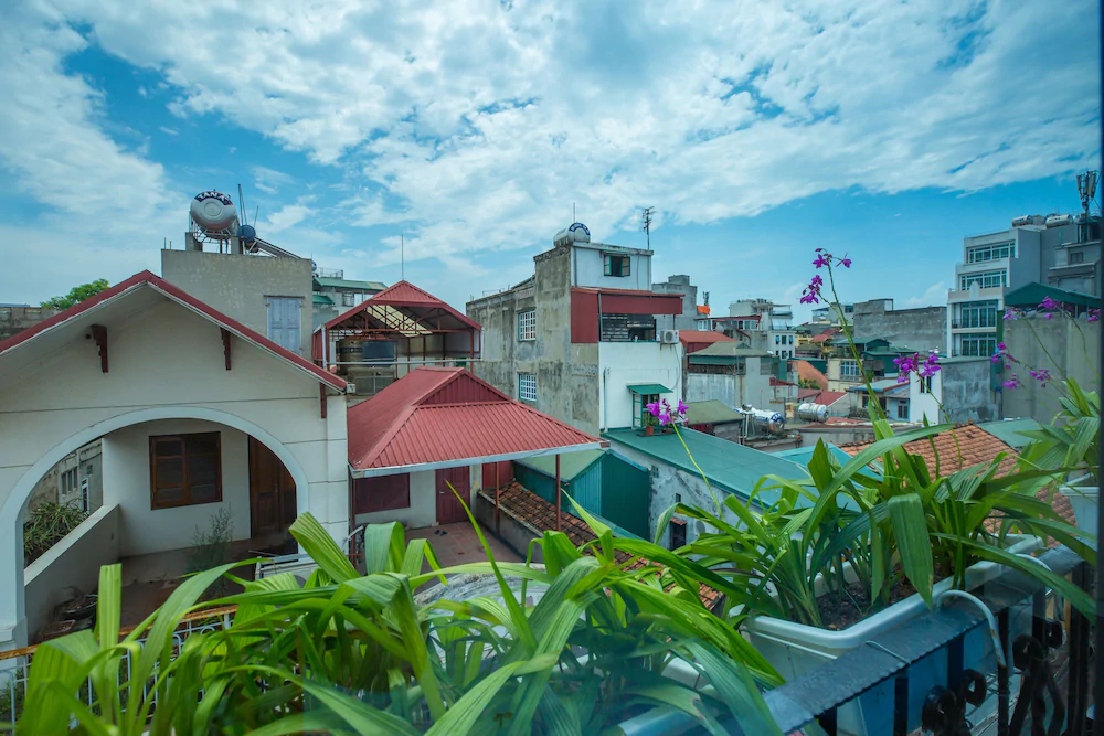 Hanoi Old Quarter Apartment And House