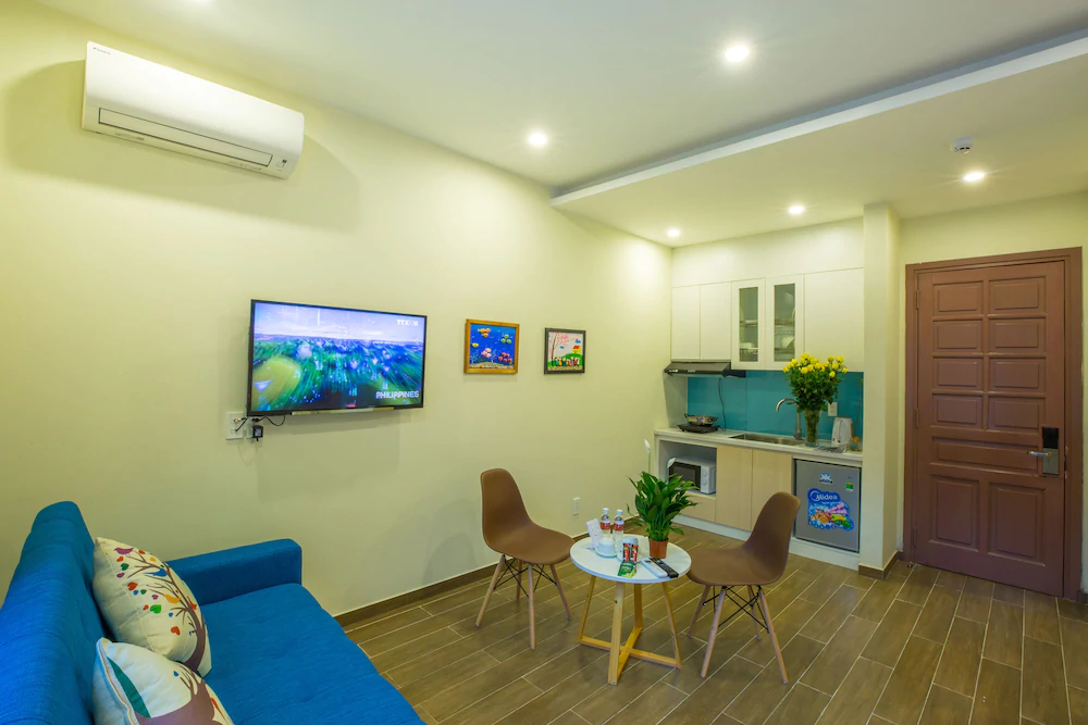 Hanoi Old Quarter Apartment And House