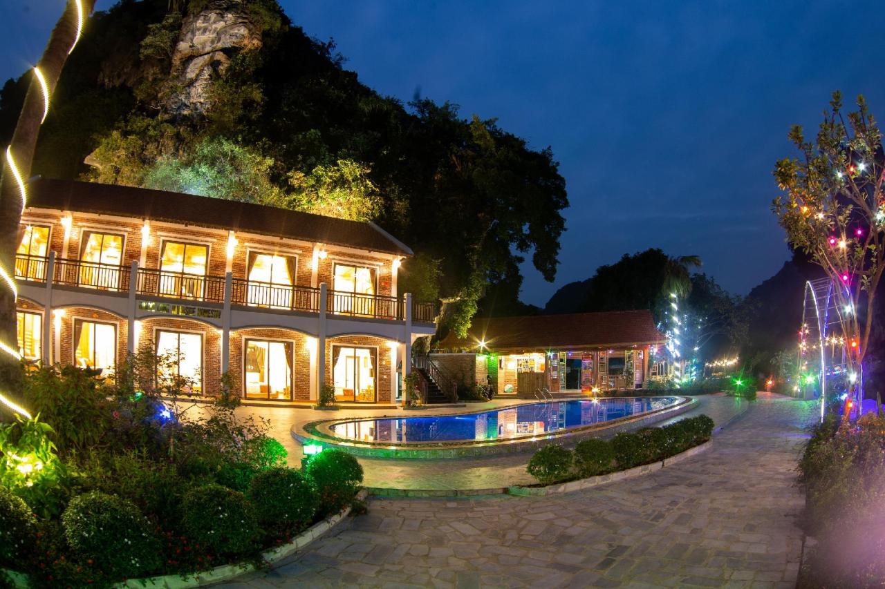 HoangLong Riverside Homestay