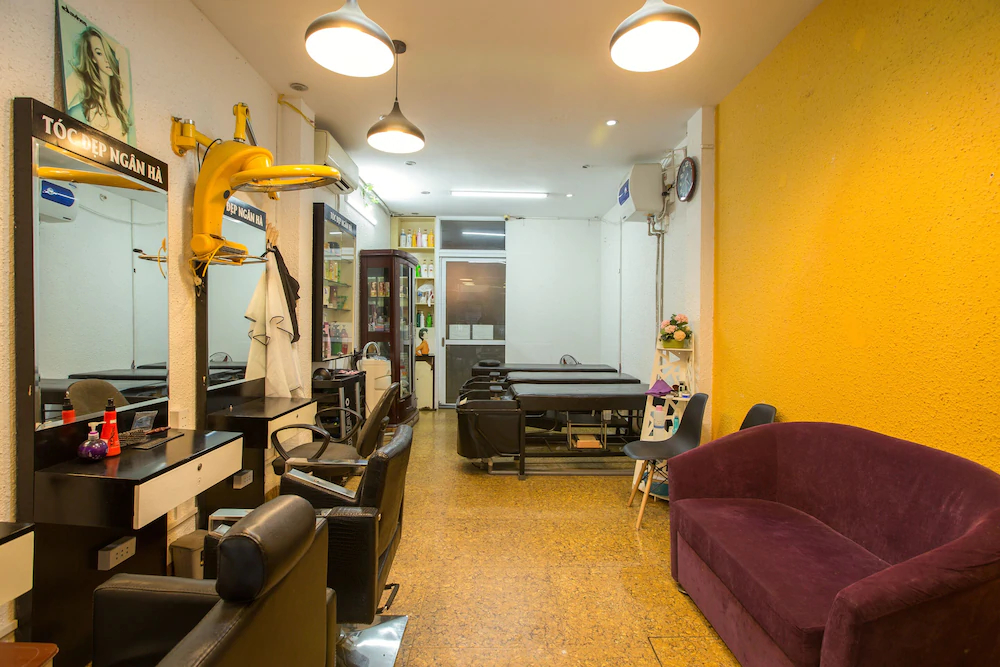 Hotel Ngan Ha by OYO Rooms