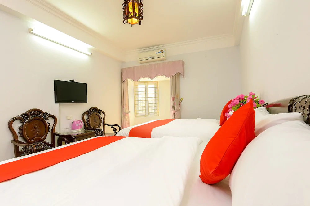 Hotel Ngan Ha by OYO Rooms