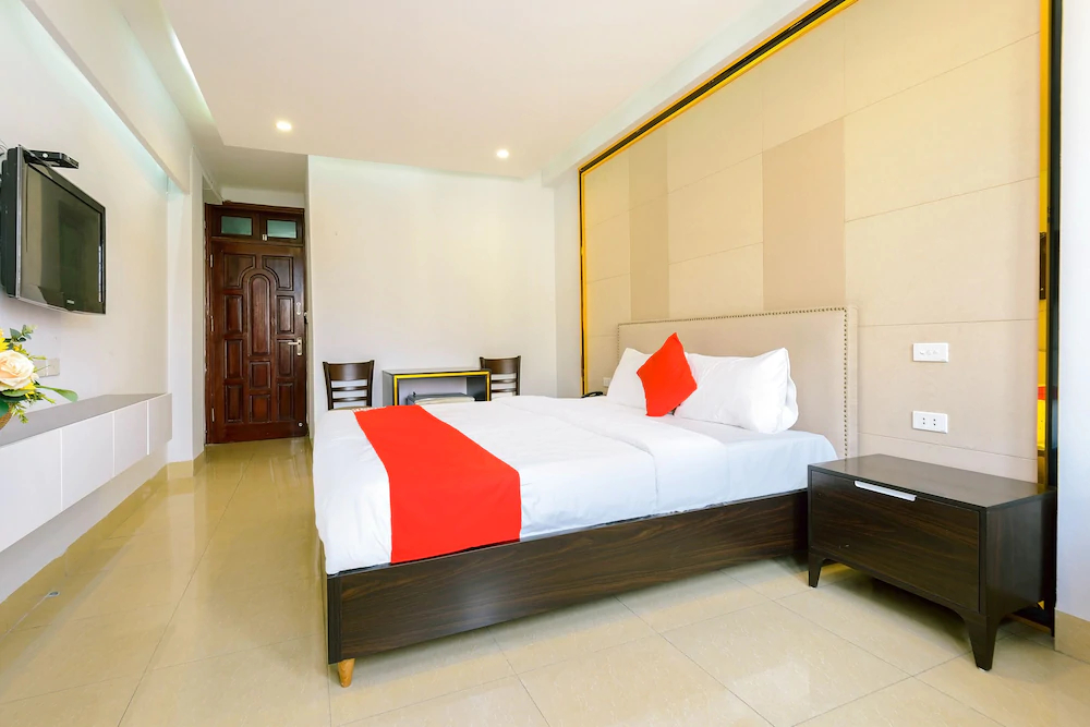 Hotel Ngan Ha by OYO Rooms