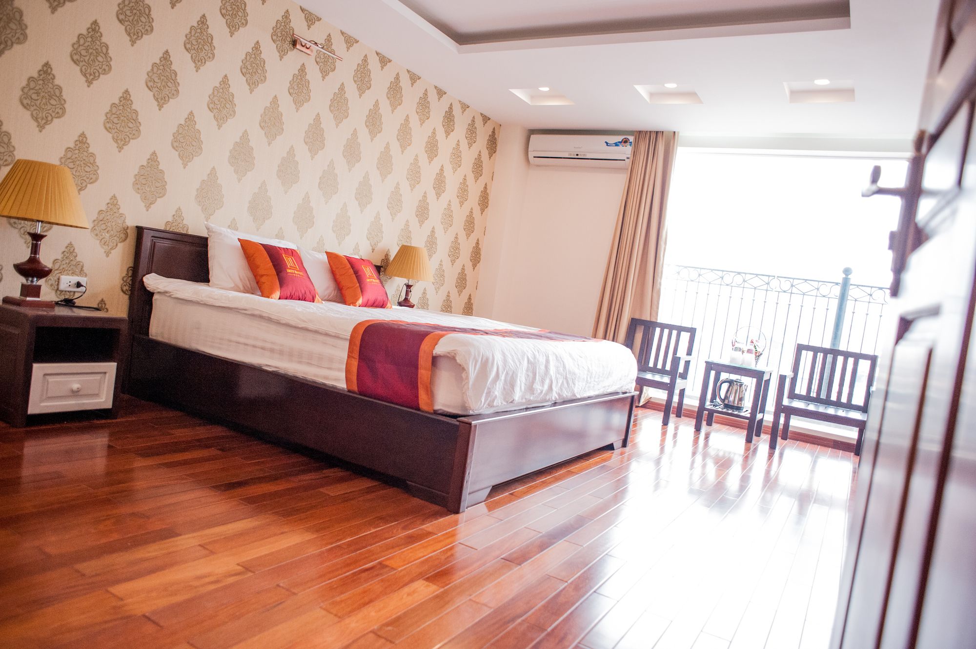 Mely Hotel