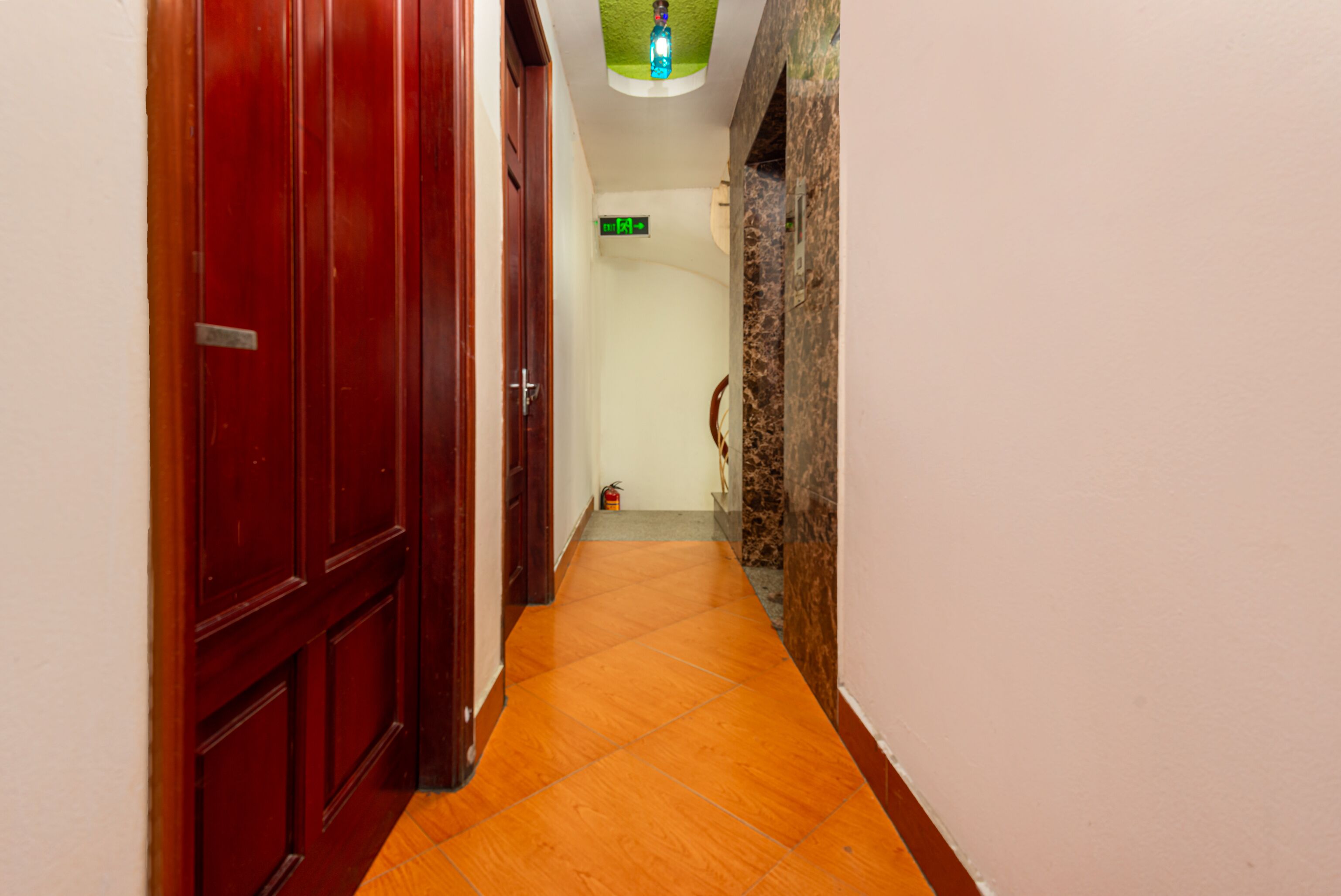 Nam Cuong 1 by Oyo Rooms