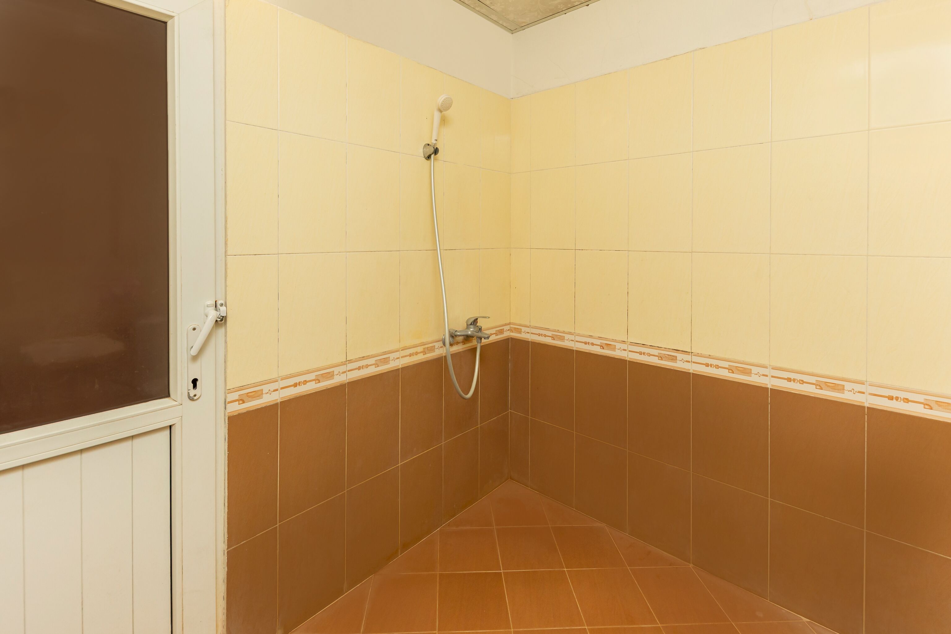 Nam Cuong 1 by Oyo Rooms