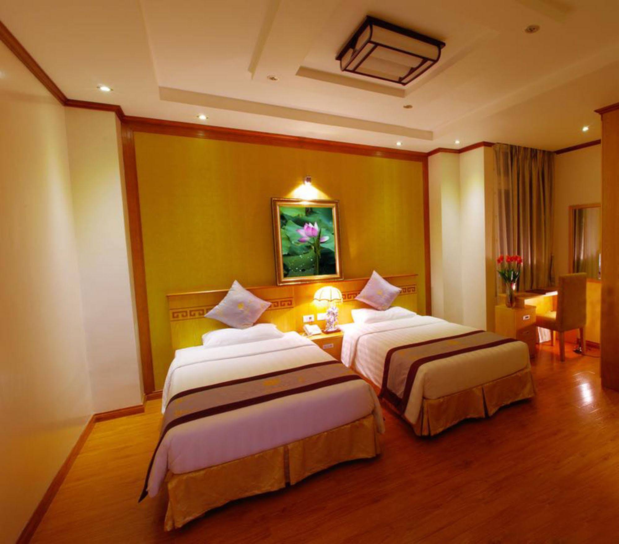 New Lotus Hotel