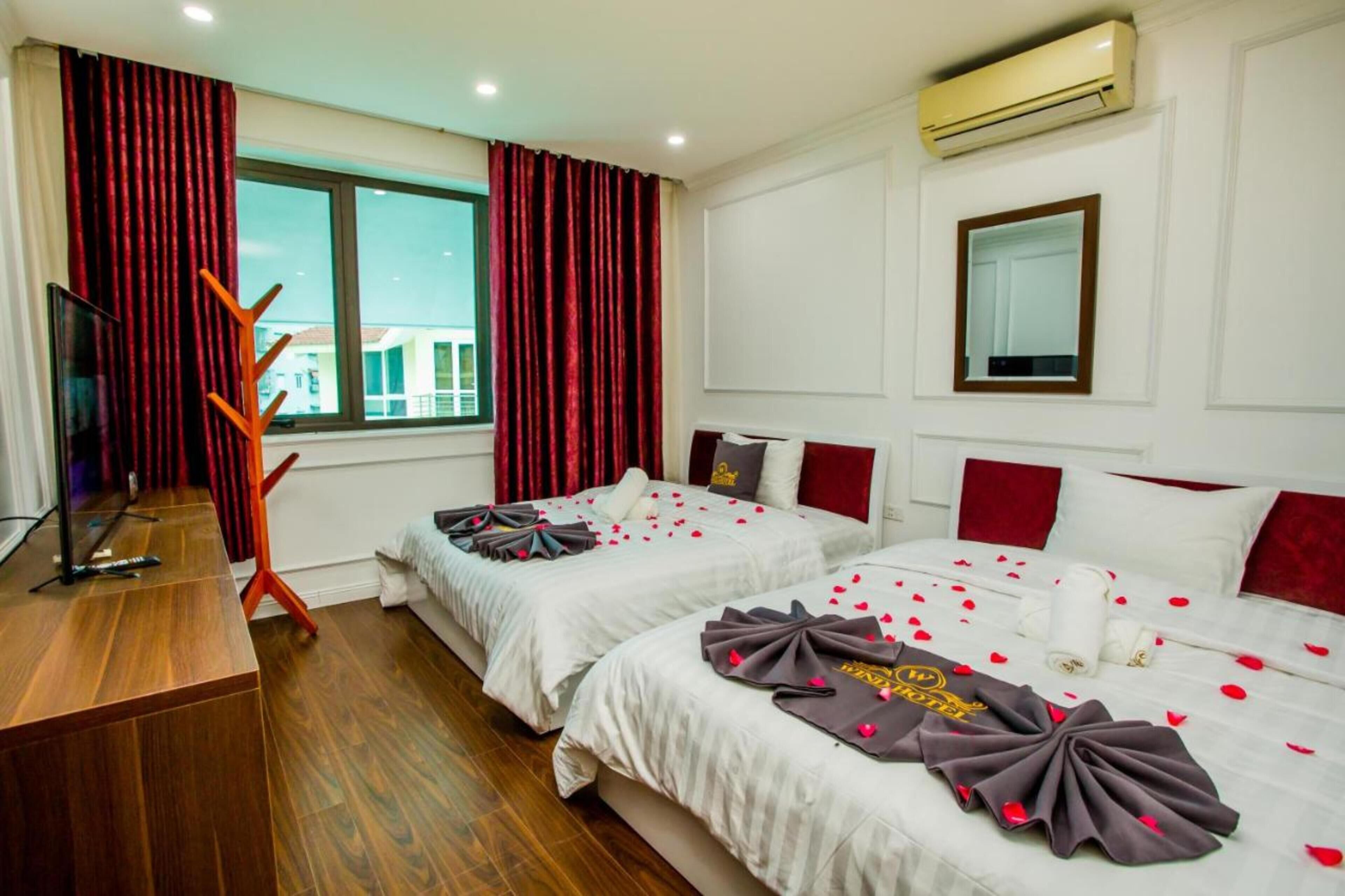 OYO 1155 Wind Hotel