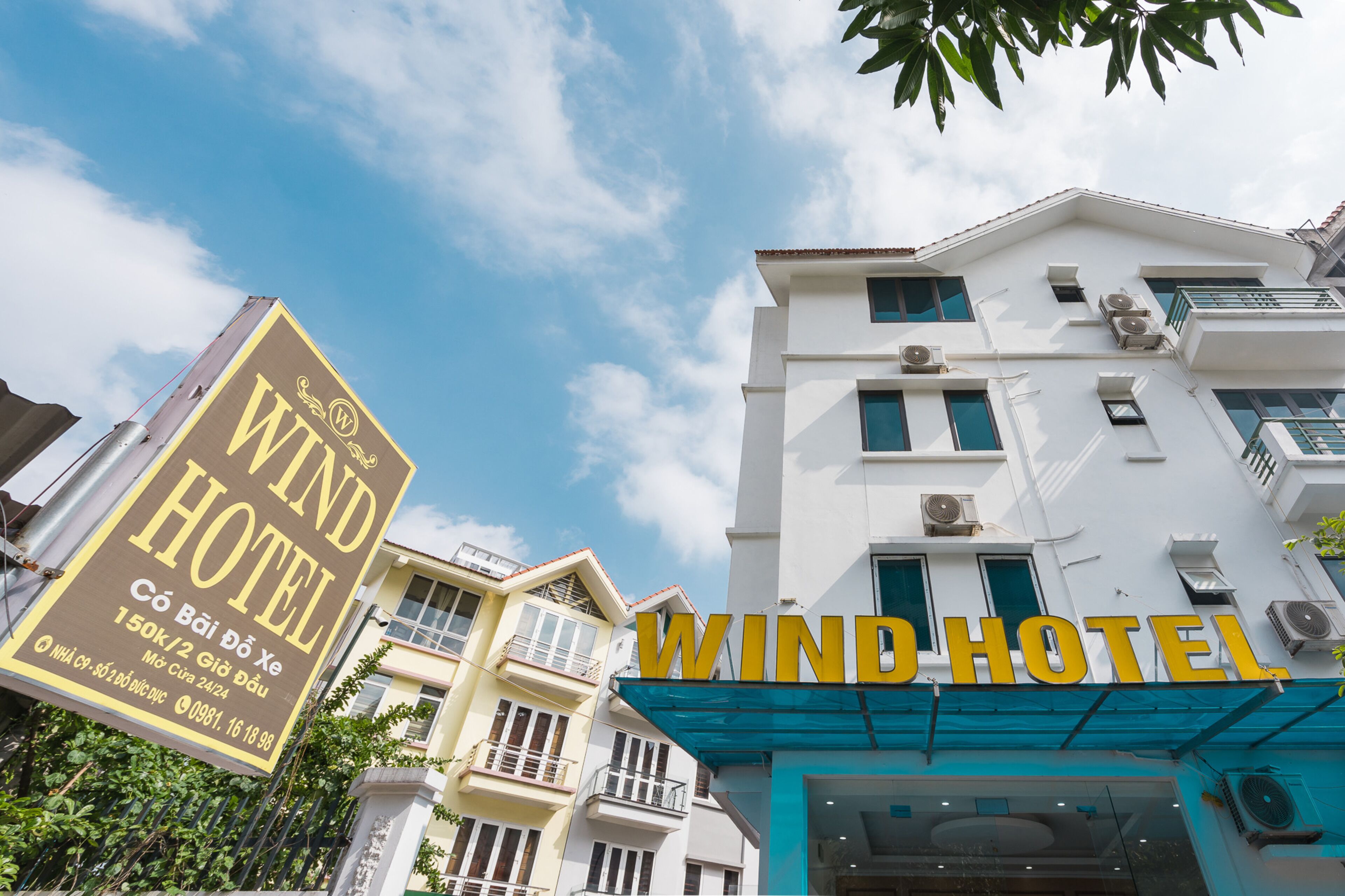OYO 1155 Wind Hotel