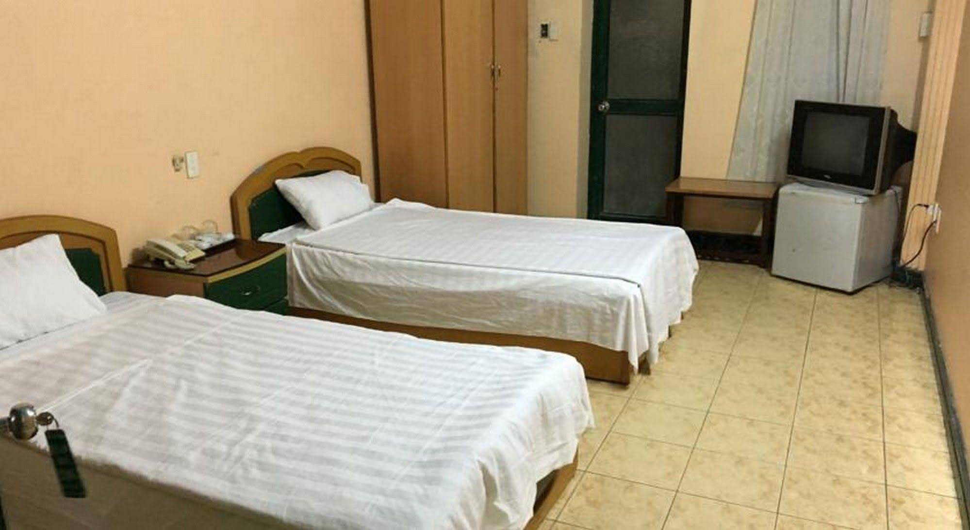 Quan Hoa Hotel