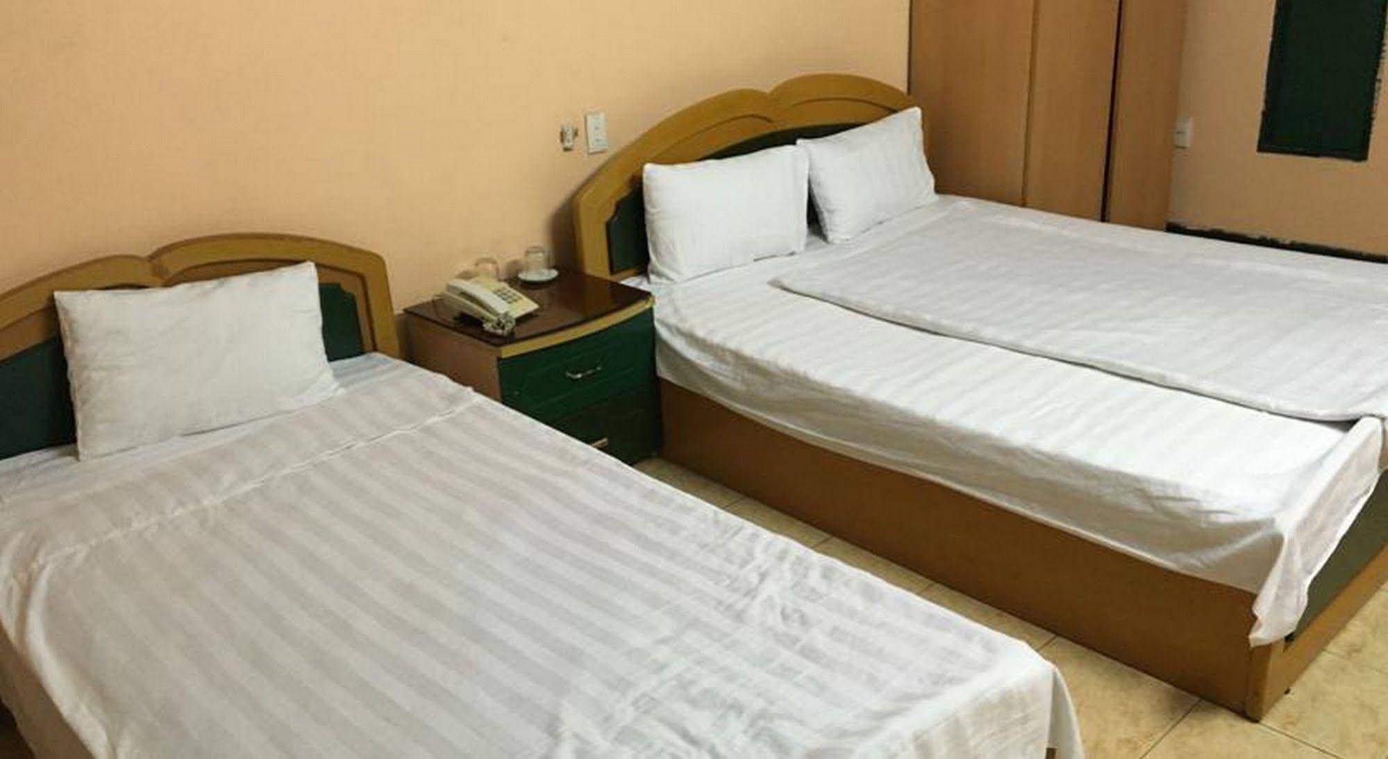 Quan Hoa Hotel