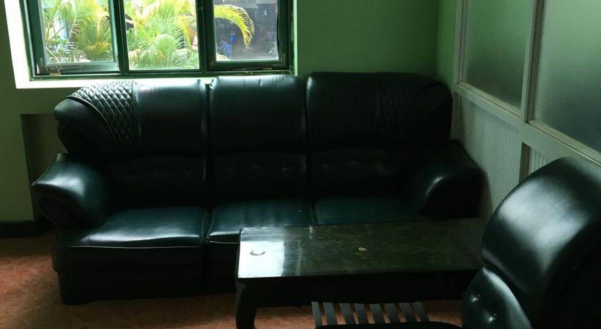 Quan Hoa Hotel