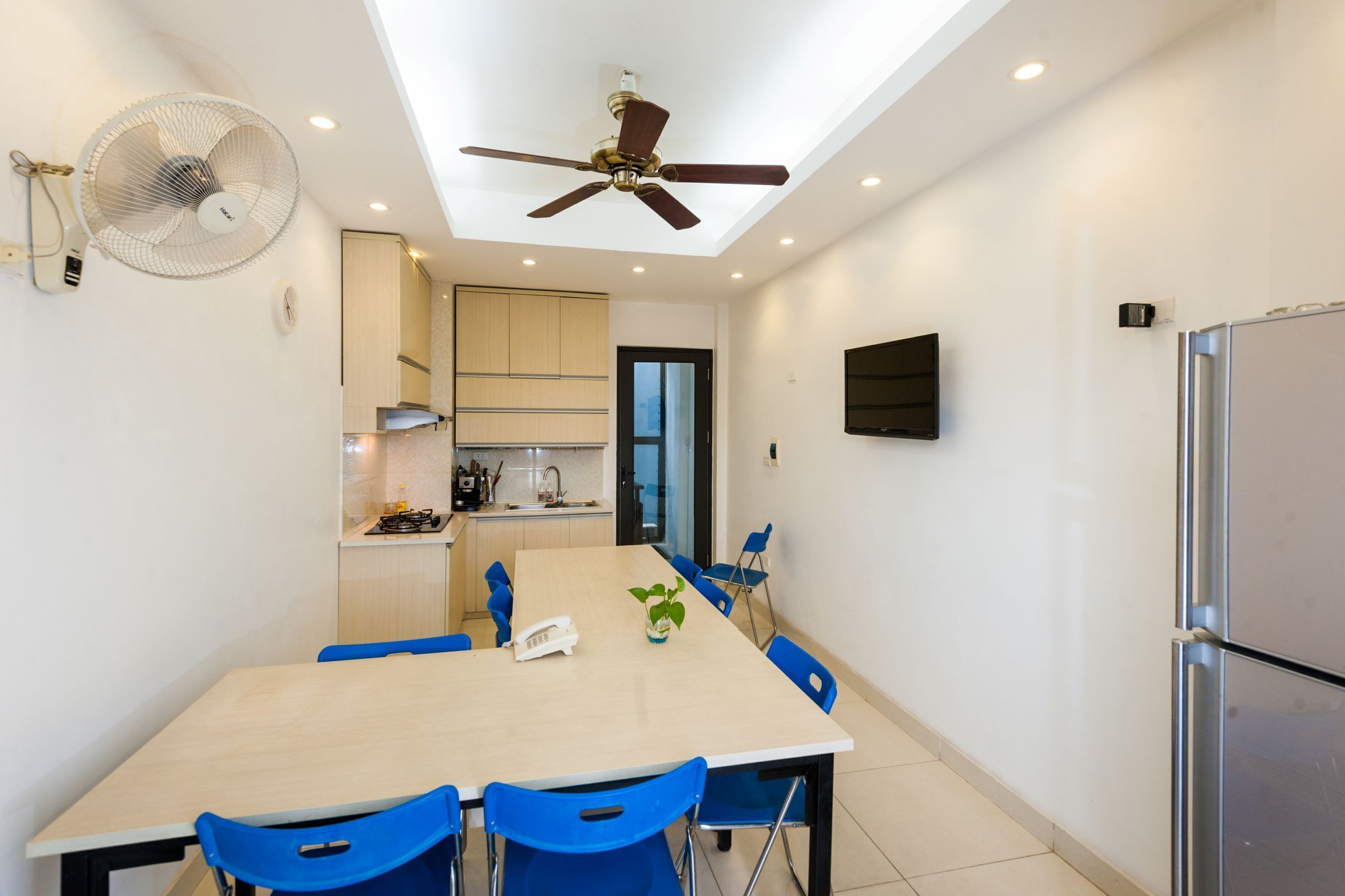 Quyet Homestay - Adults Only