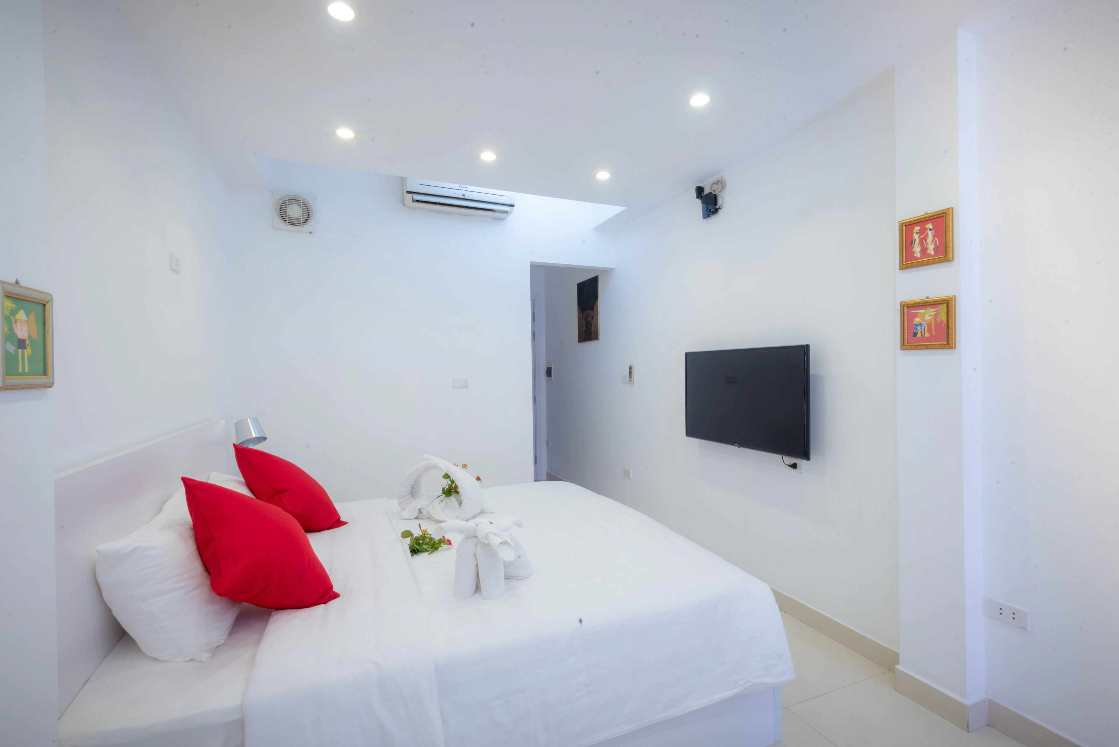 Quyet Homestay - Adults Only