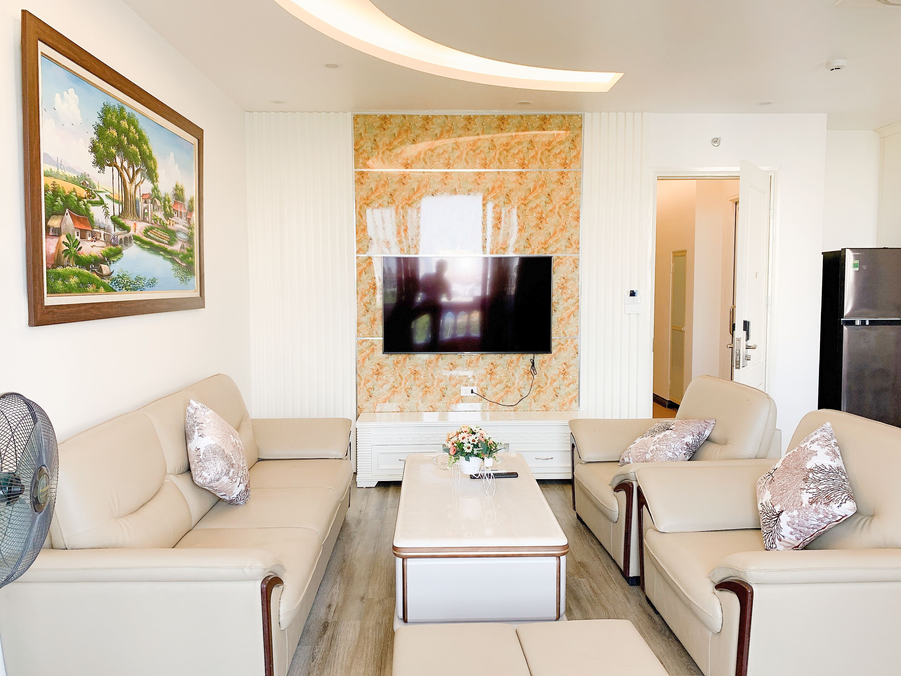 Rosy Apartment Nam Trung Yen
