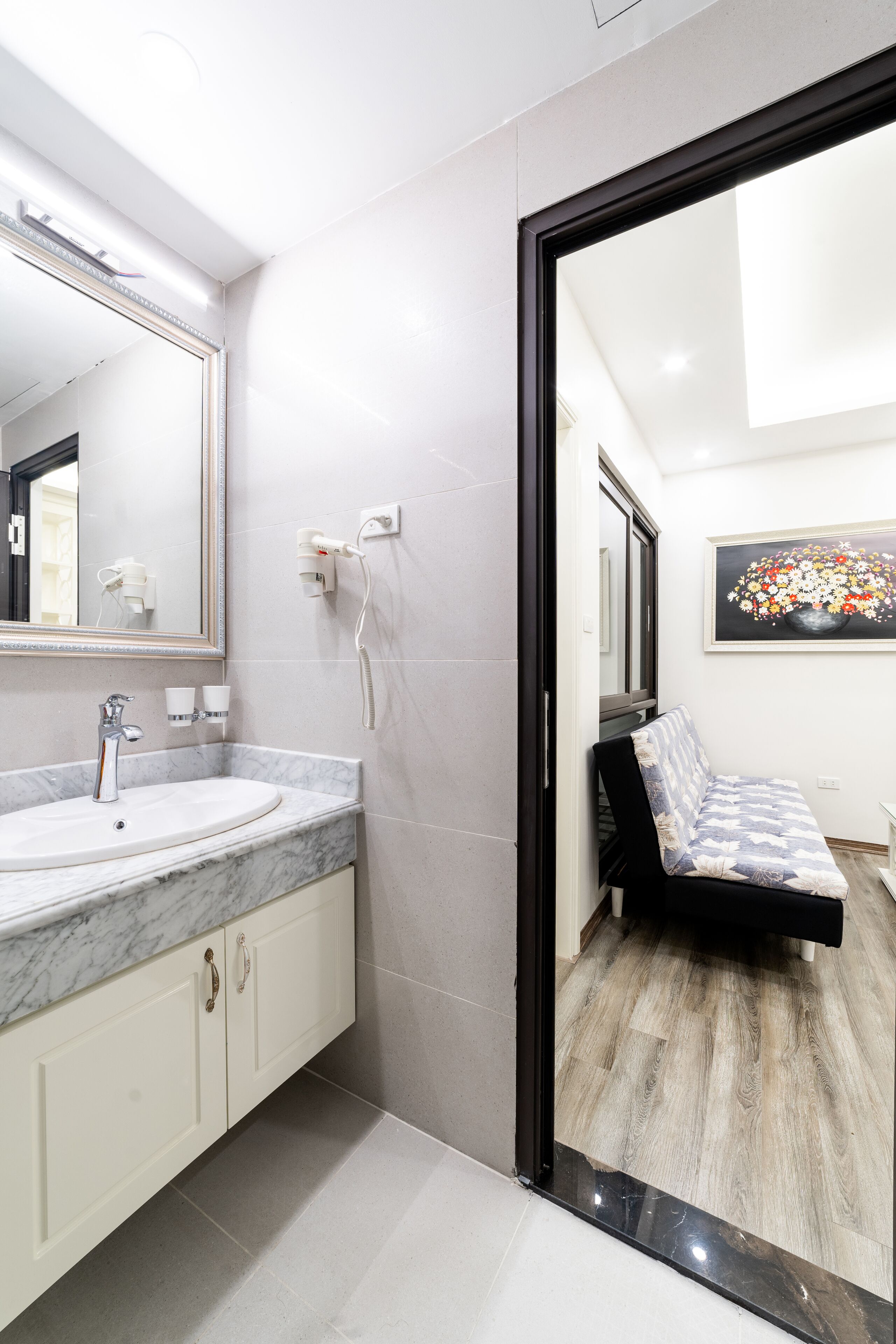 Rosy Apartment Nam Trung Yen