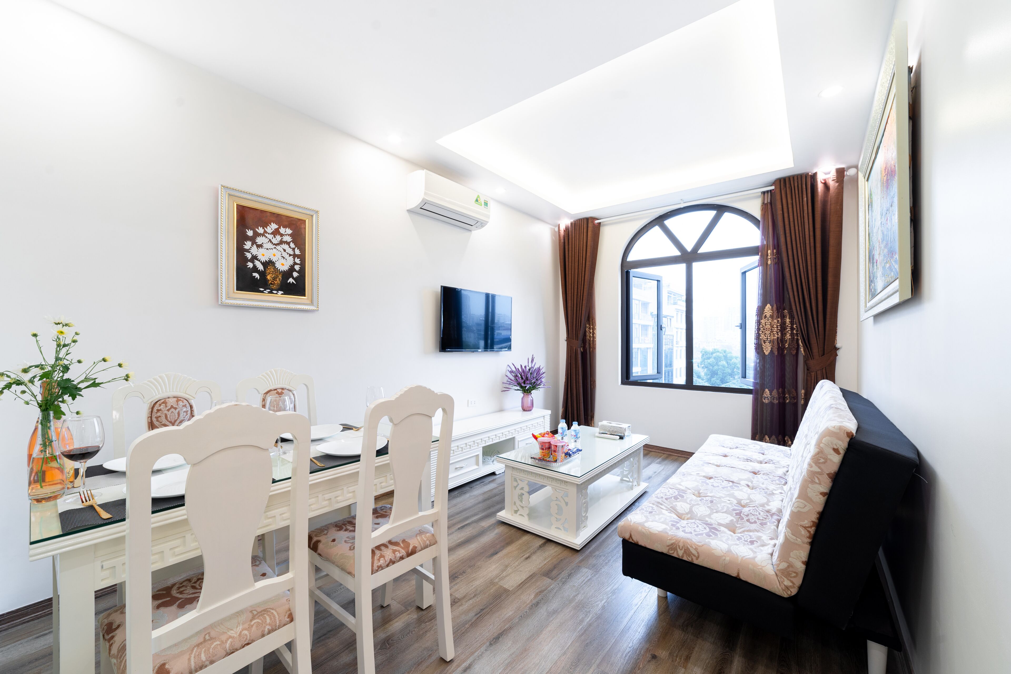Rosy Apartment Nam Trung Yen