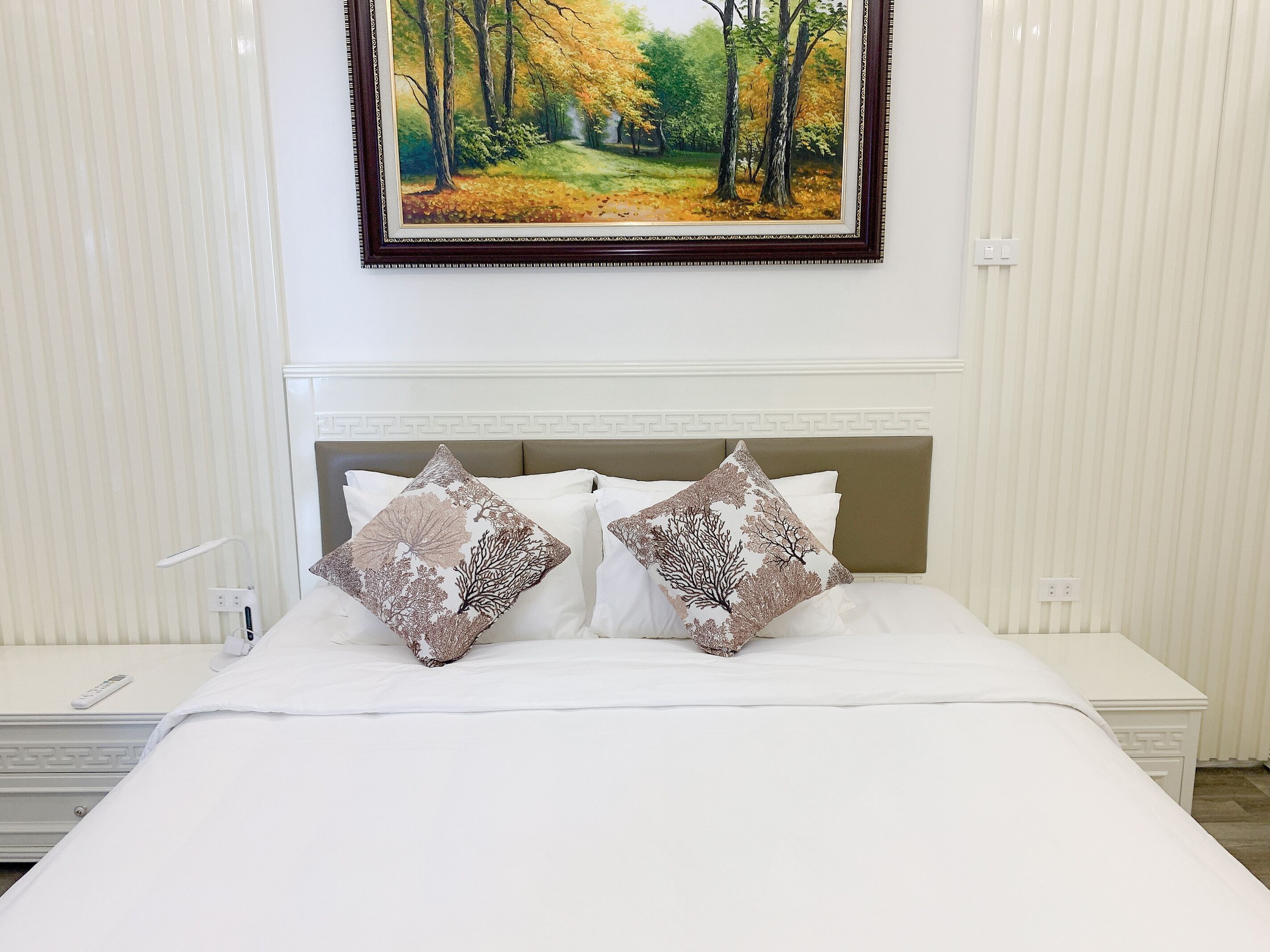 Rosy Apartment Nam Trung Yen