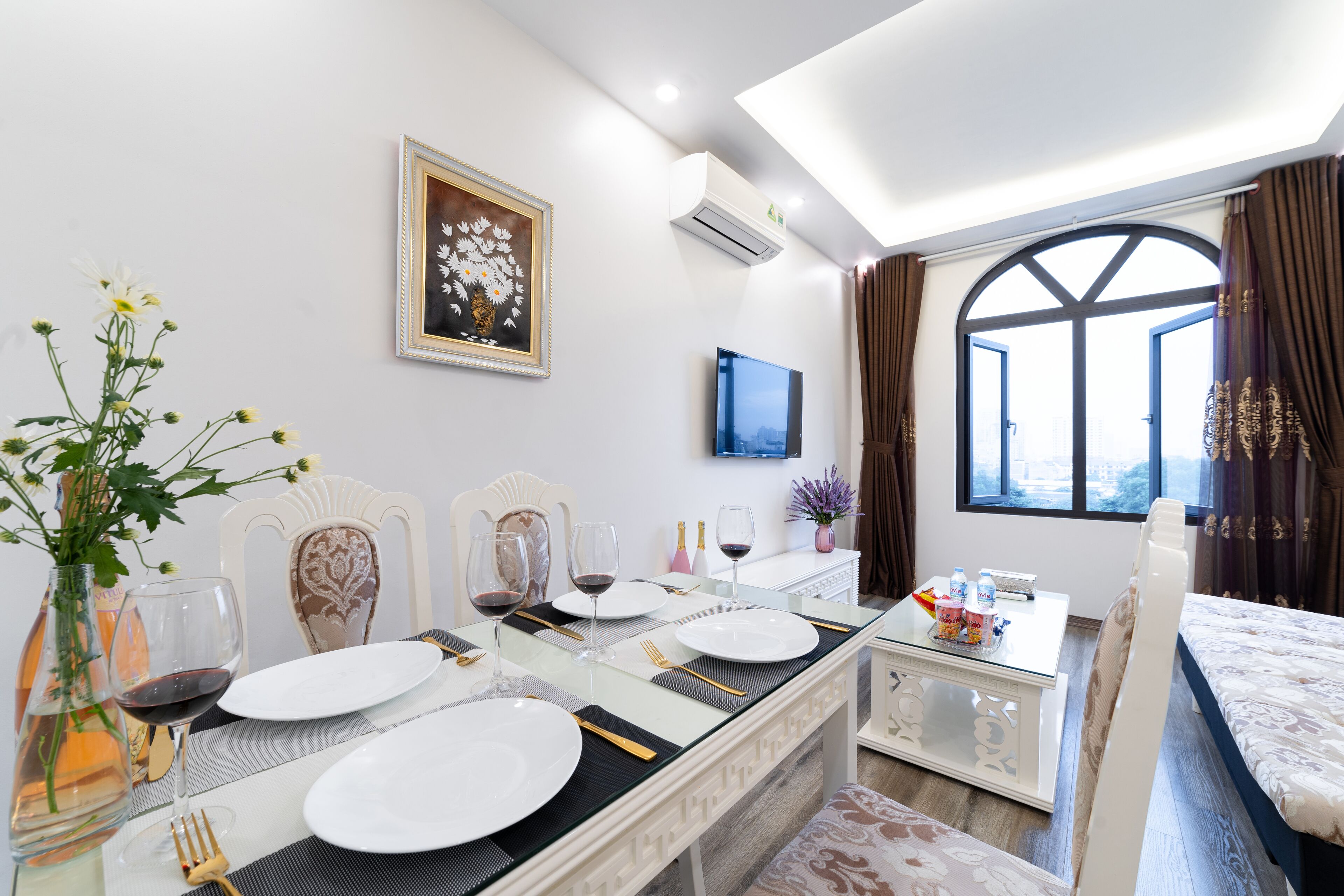 Rosy Apartment Nam Trung Yen