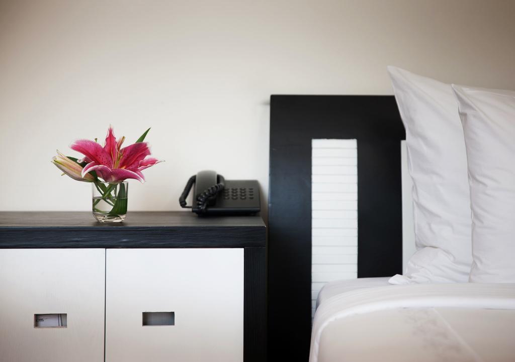 Serenity Villa Hotel