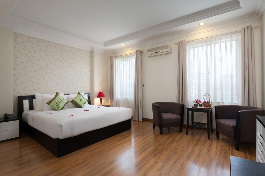 Serenity Villa Hotel