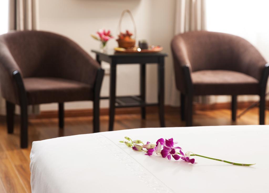Serenity Villa Hotel