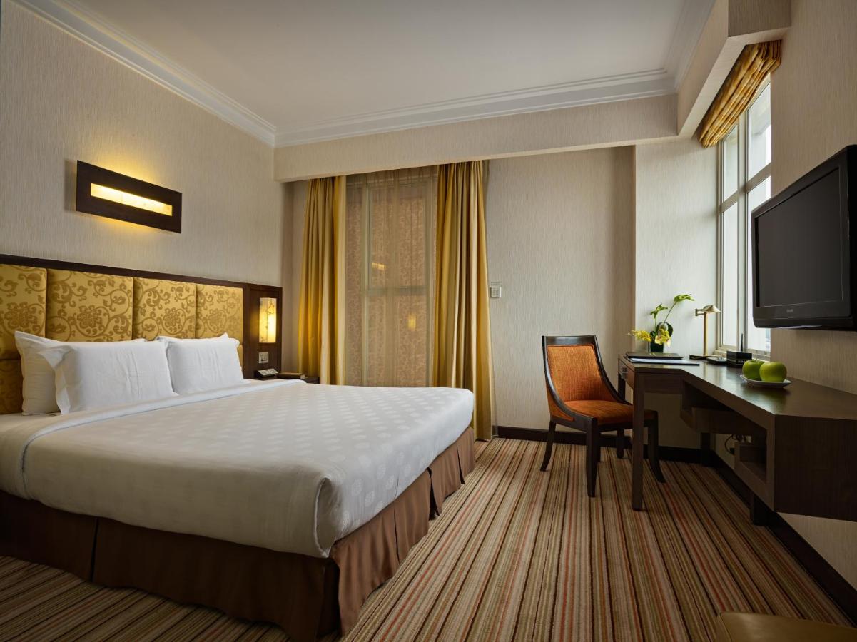 Silk Path Hotel
