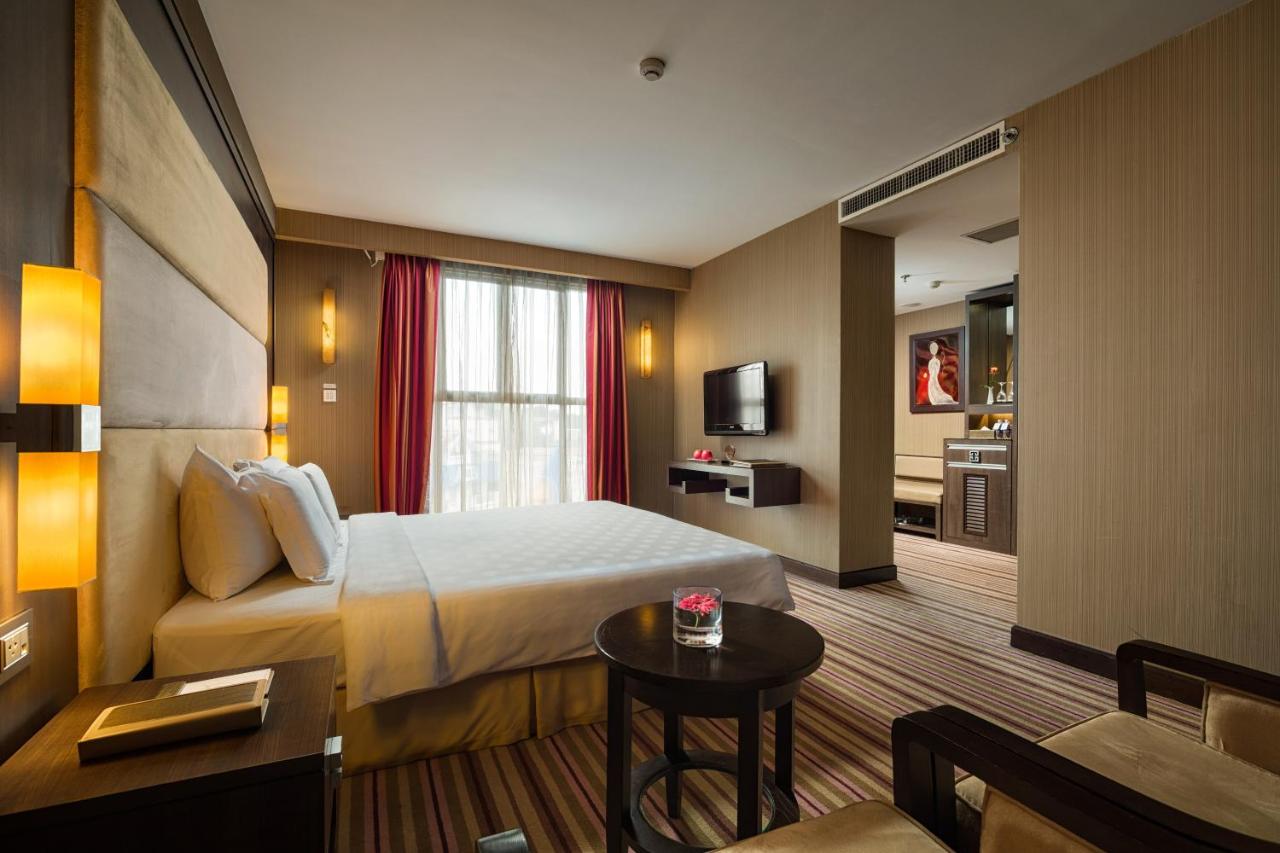 Silk Path Hotel