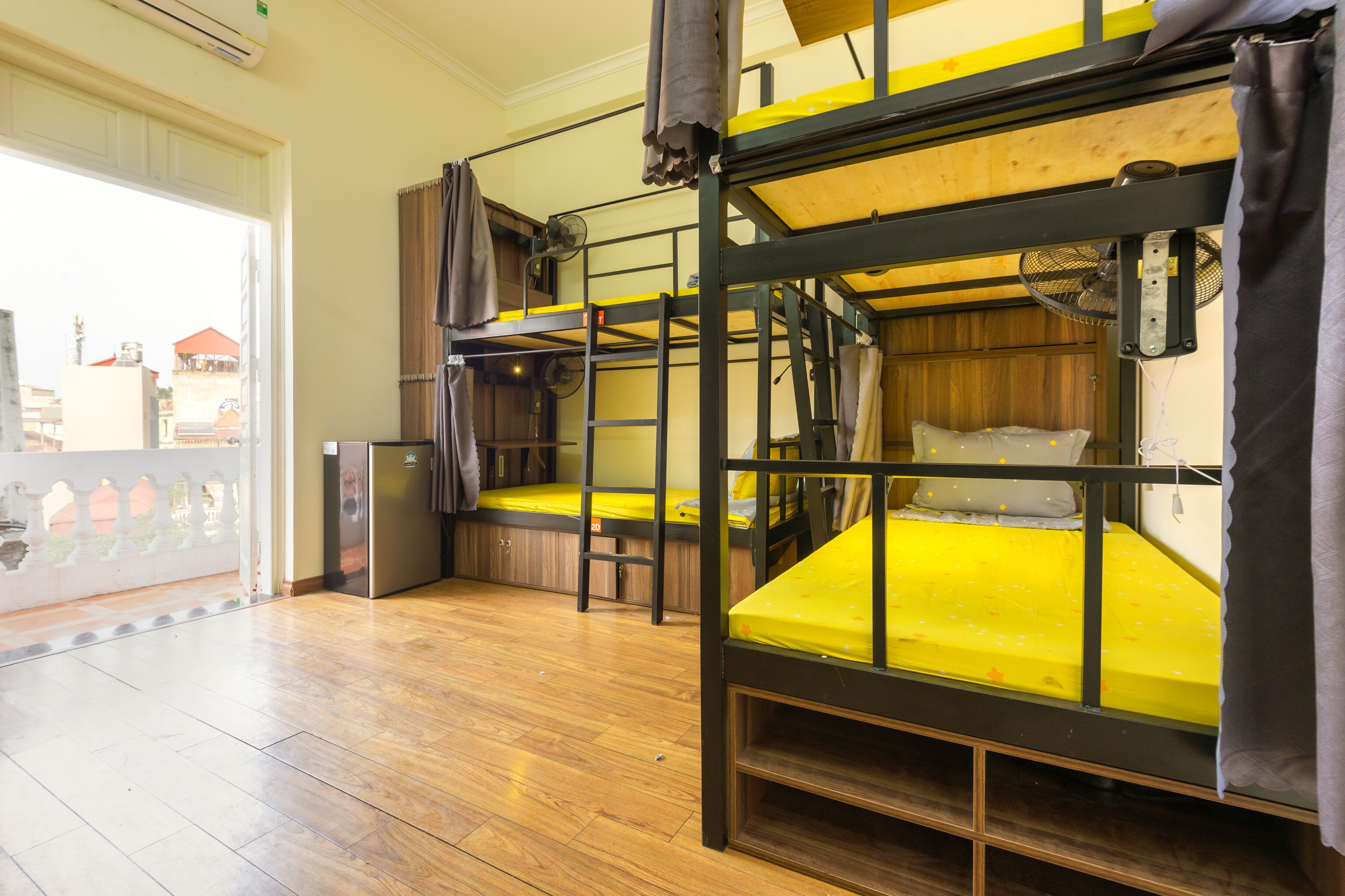 Spot On 927 Hanoi Dorm 1