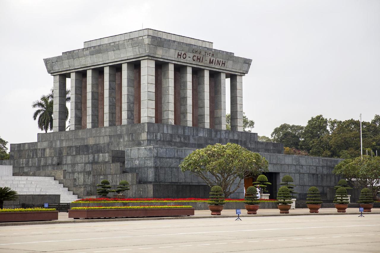 Van Hoa Hotel