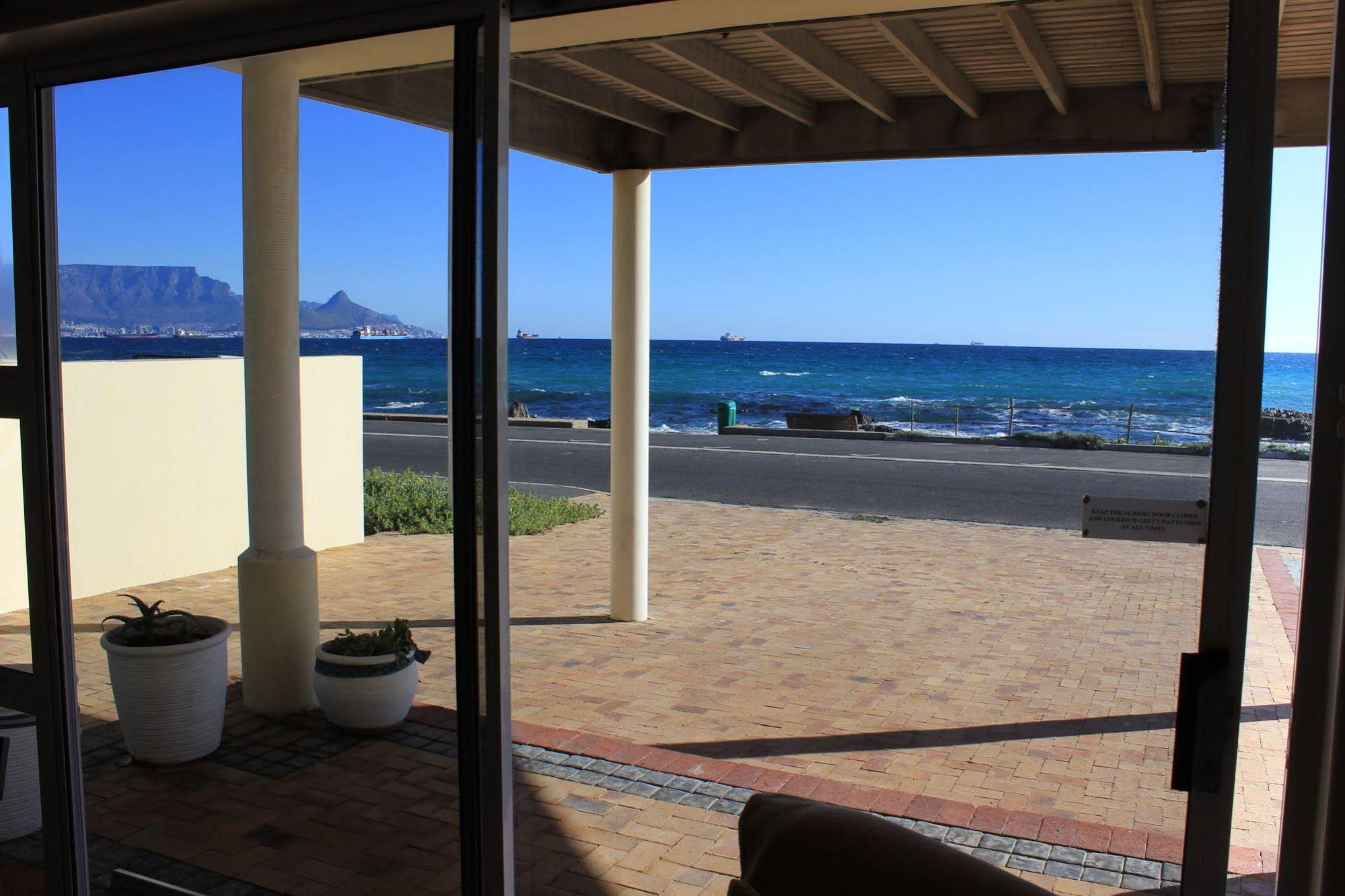 Blouberg Place