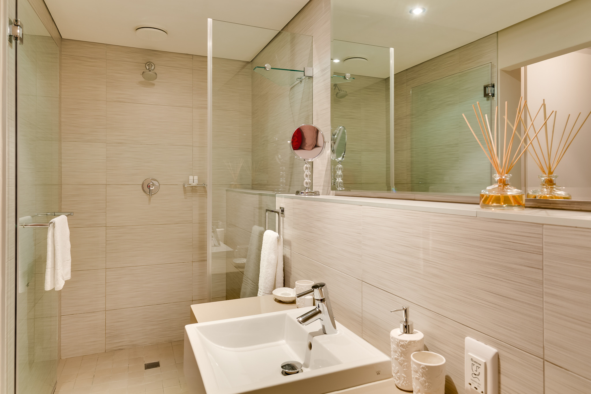 aha Harbour Bridge Hotel & Suites by Home From Home