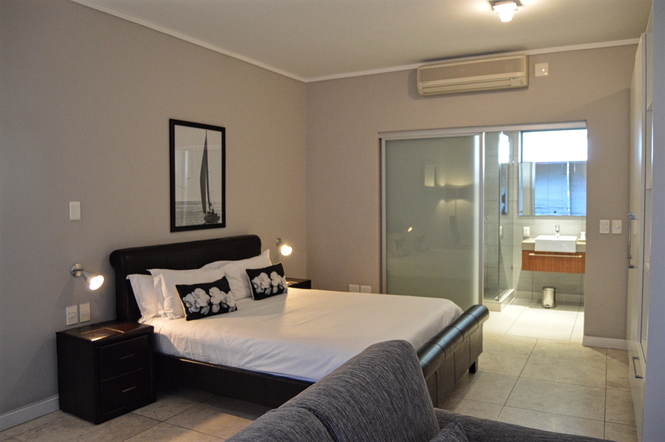 aha Harbour Bridge Hotel & Suites by Home From Home