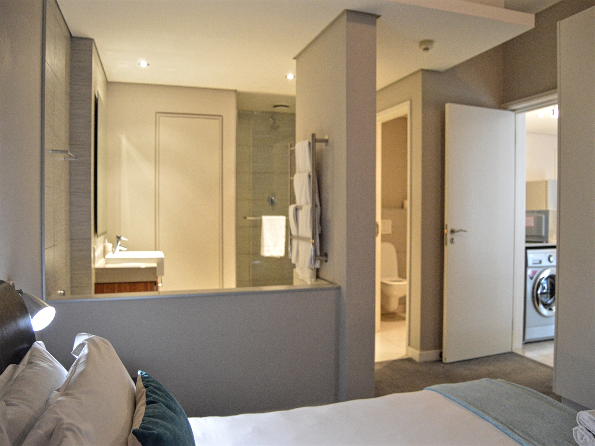 aha Harbour Bridge Hotel & Suites by Home From Home