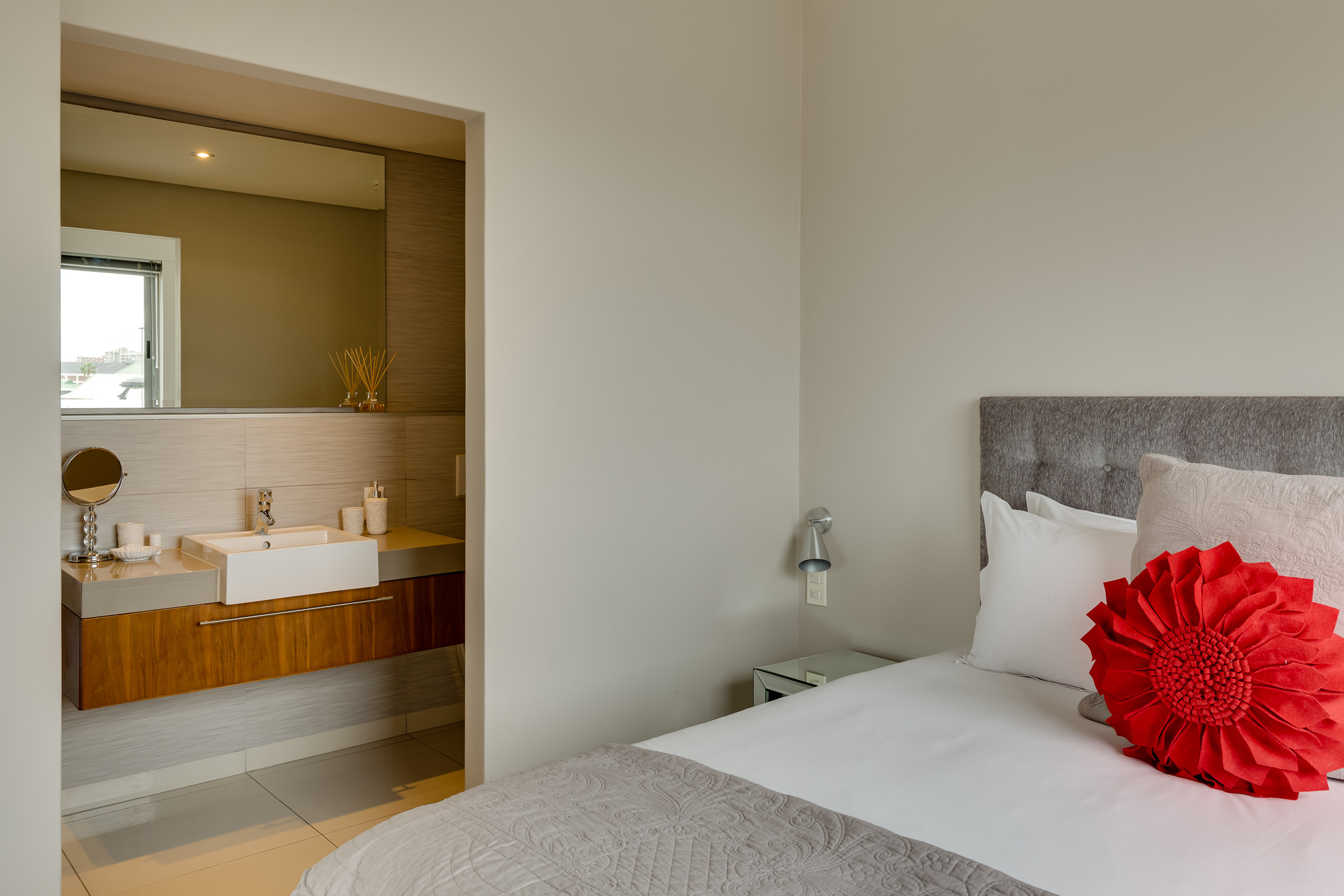 aha Harbour Bridge Hotel & Suites by Home From Home
