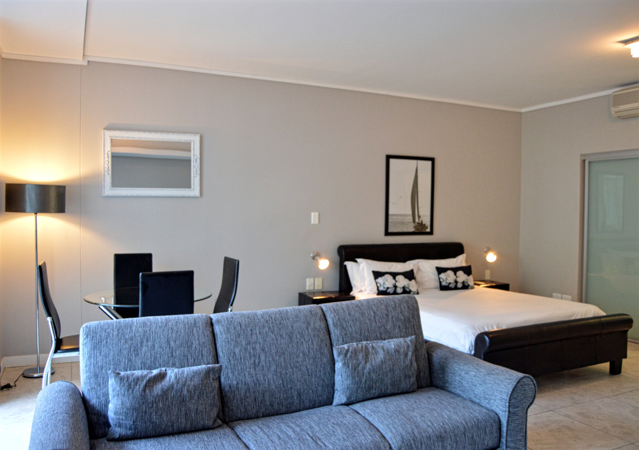 aha Harbour Bridge Hotel & Suites by Home From Home