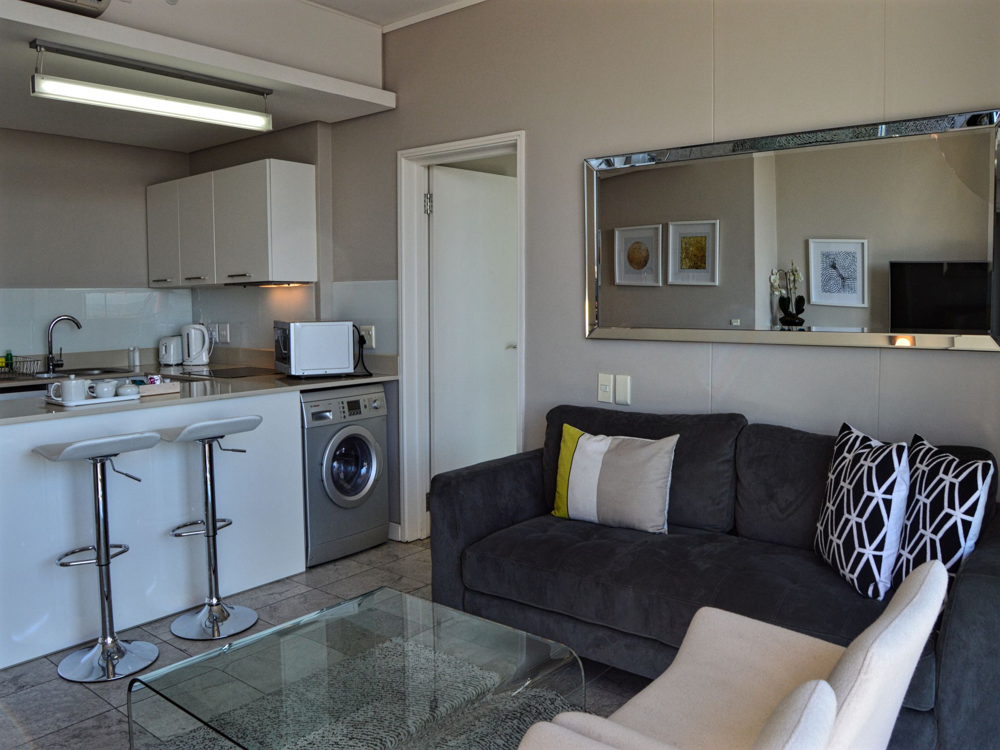 aha Harbour Bridge Hotel & Suites by Home From Home