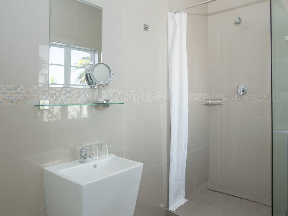 The Glam Guesthouse