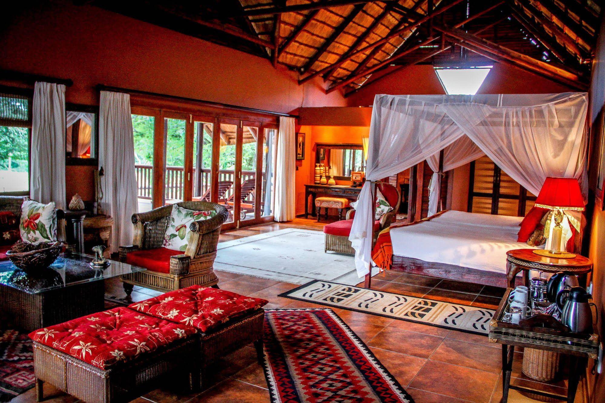 Thula Thula Exclusive Private Game Reserve & Lodge