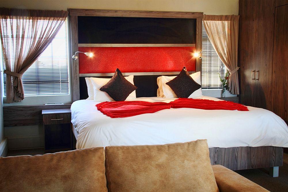Kwantu Lions View Villa