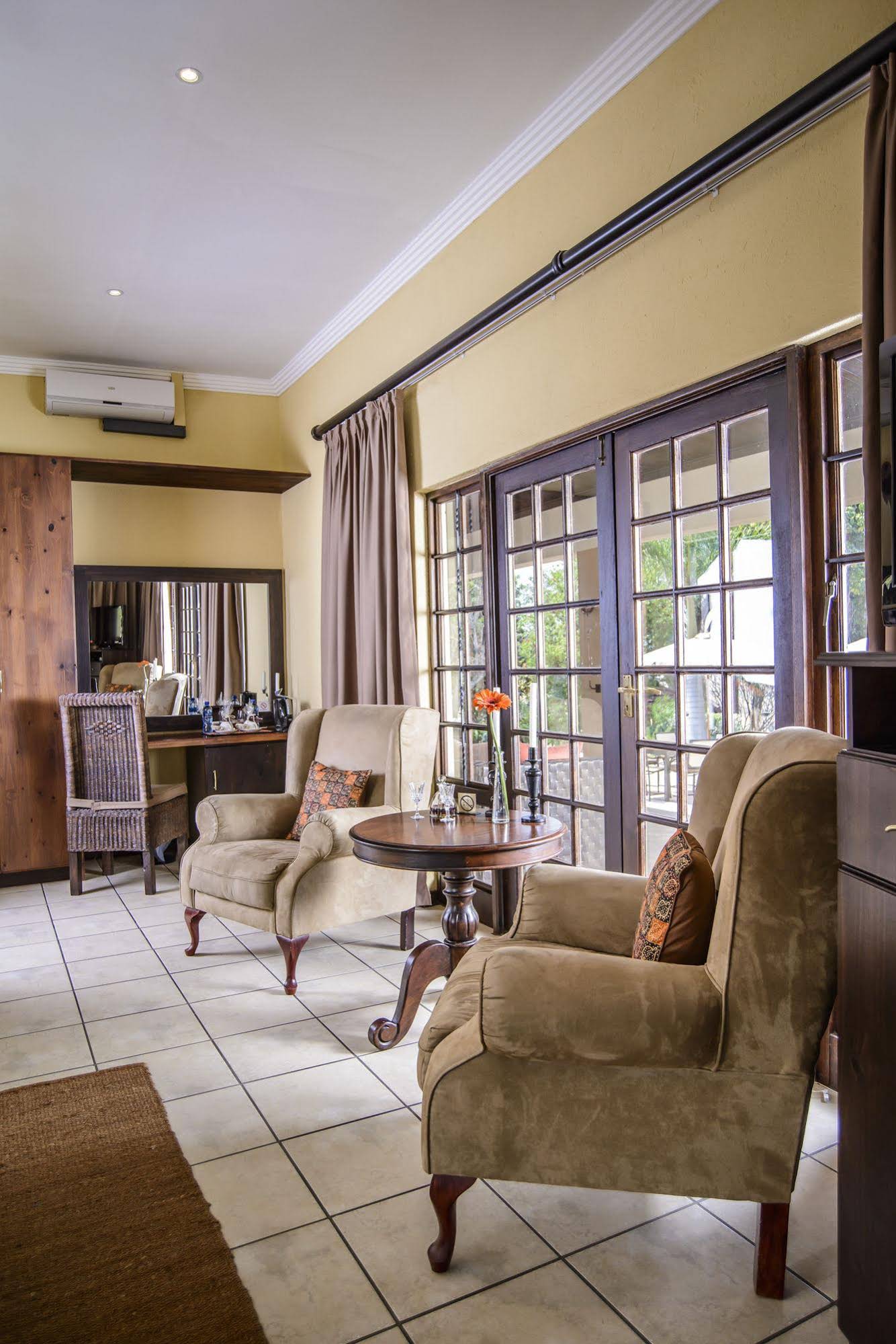 Abangane Guest Lodge