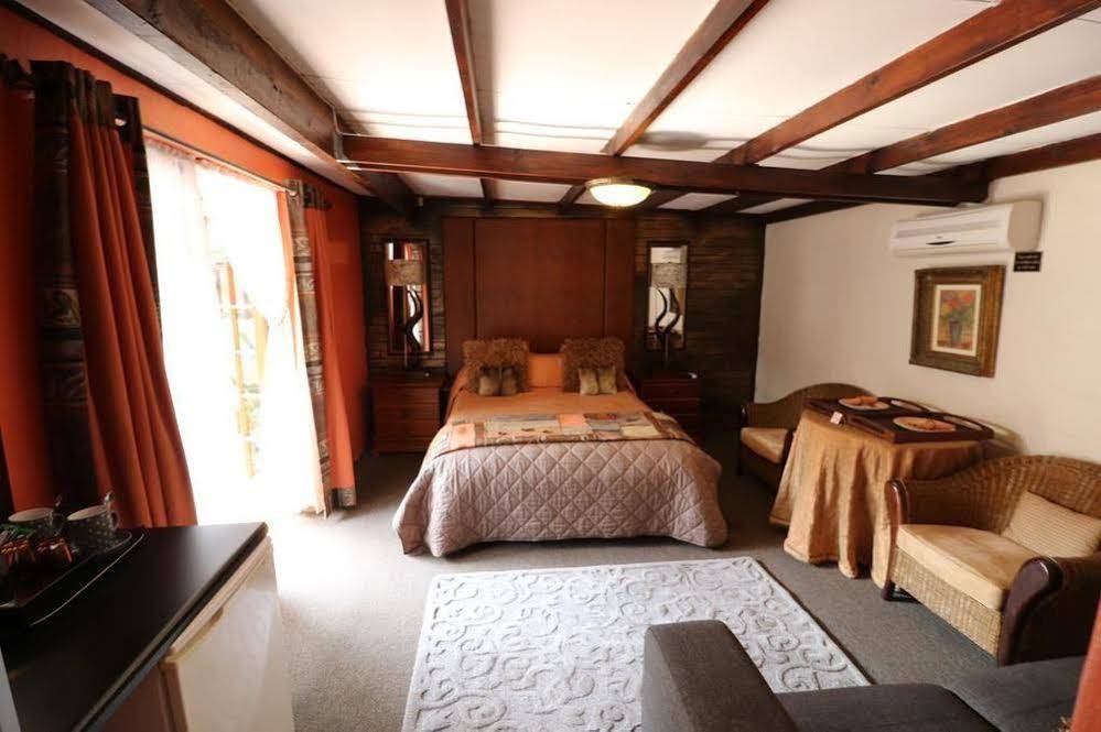 Ama Zulu Guesthouse and Safaris