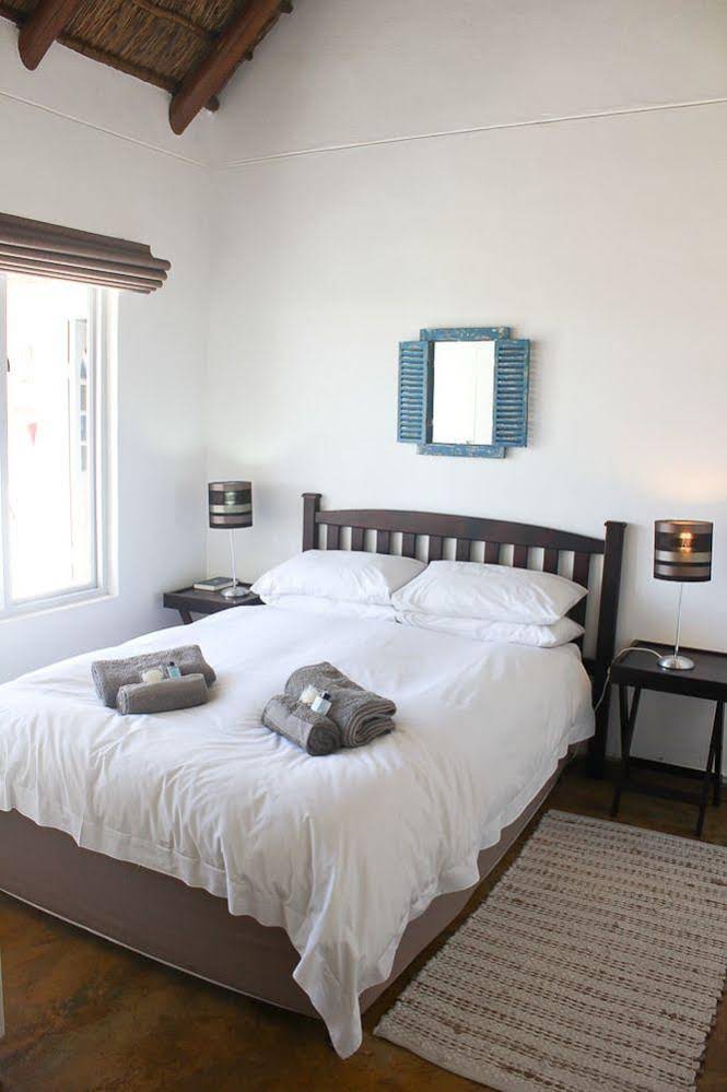 Voetbaai Chalets
