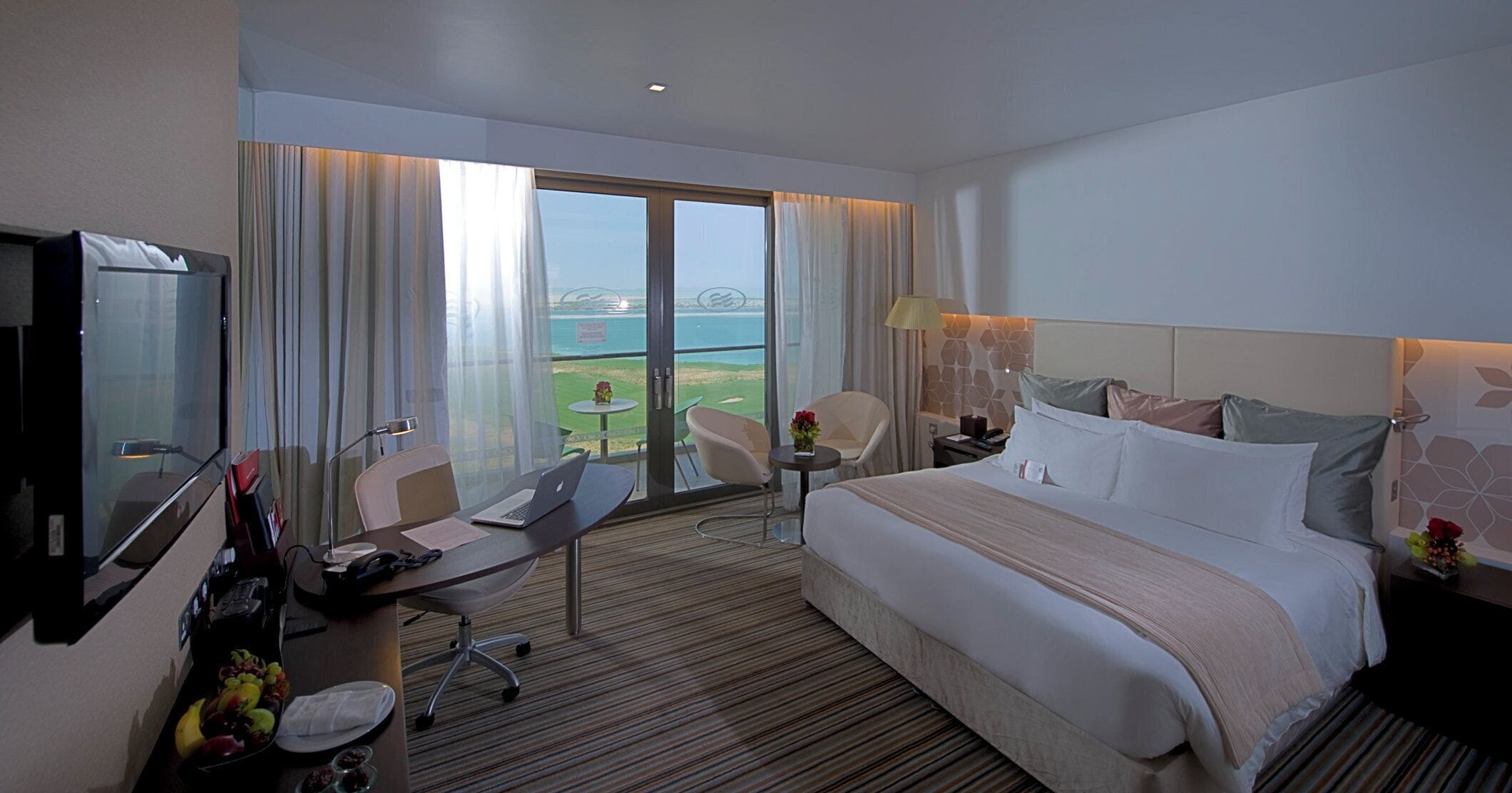 Crowne Plaza Abu Dhabi - Yas Island