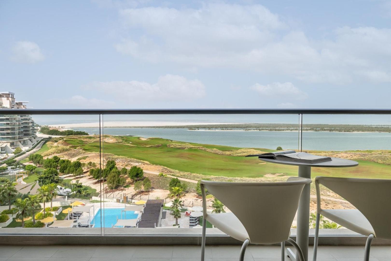 Crowne Plaza Abu Dhabi - Yas Island