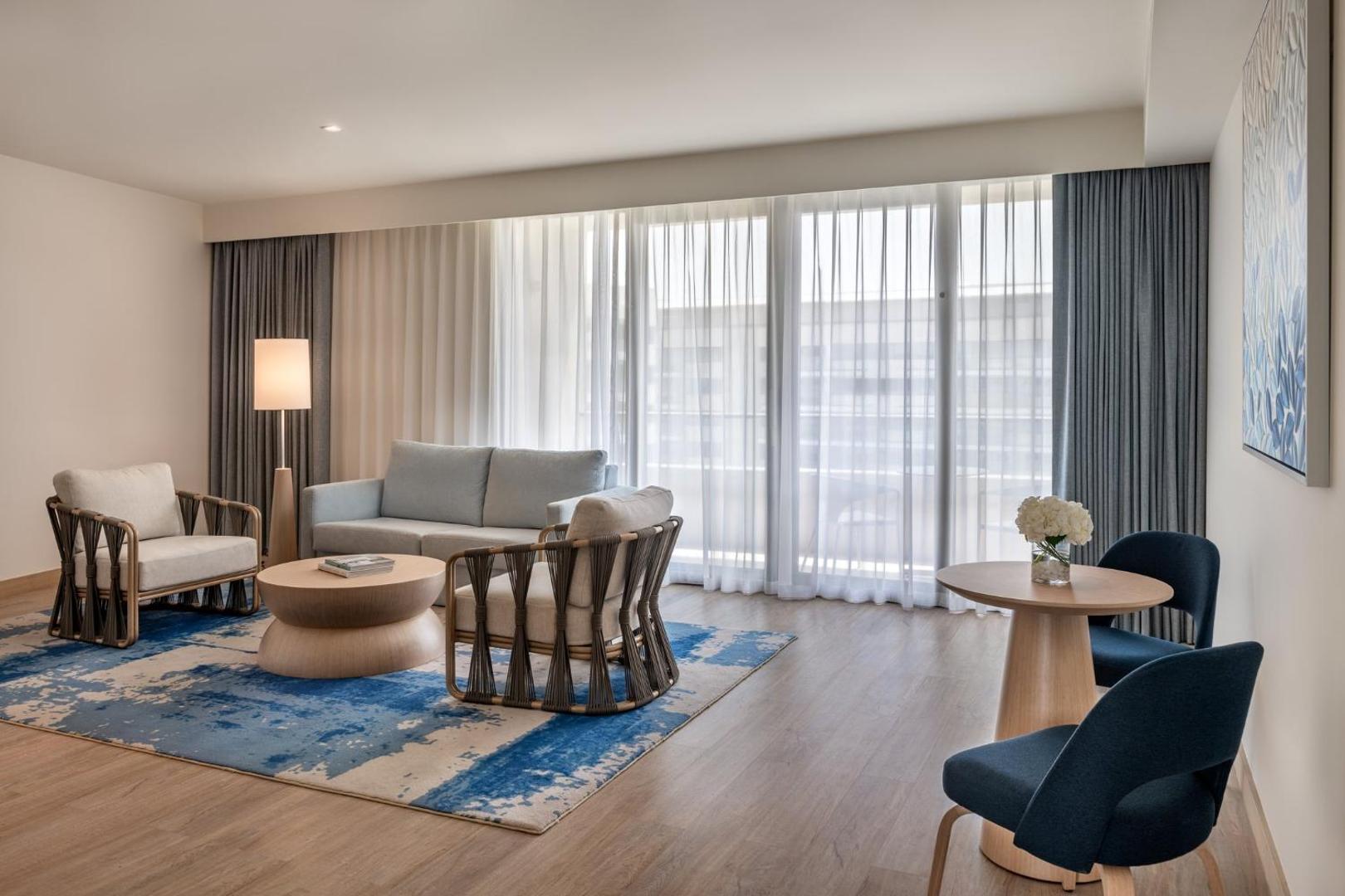 Crowne Plaza Abu Dhabi - Yas Island