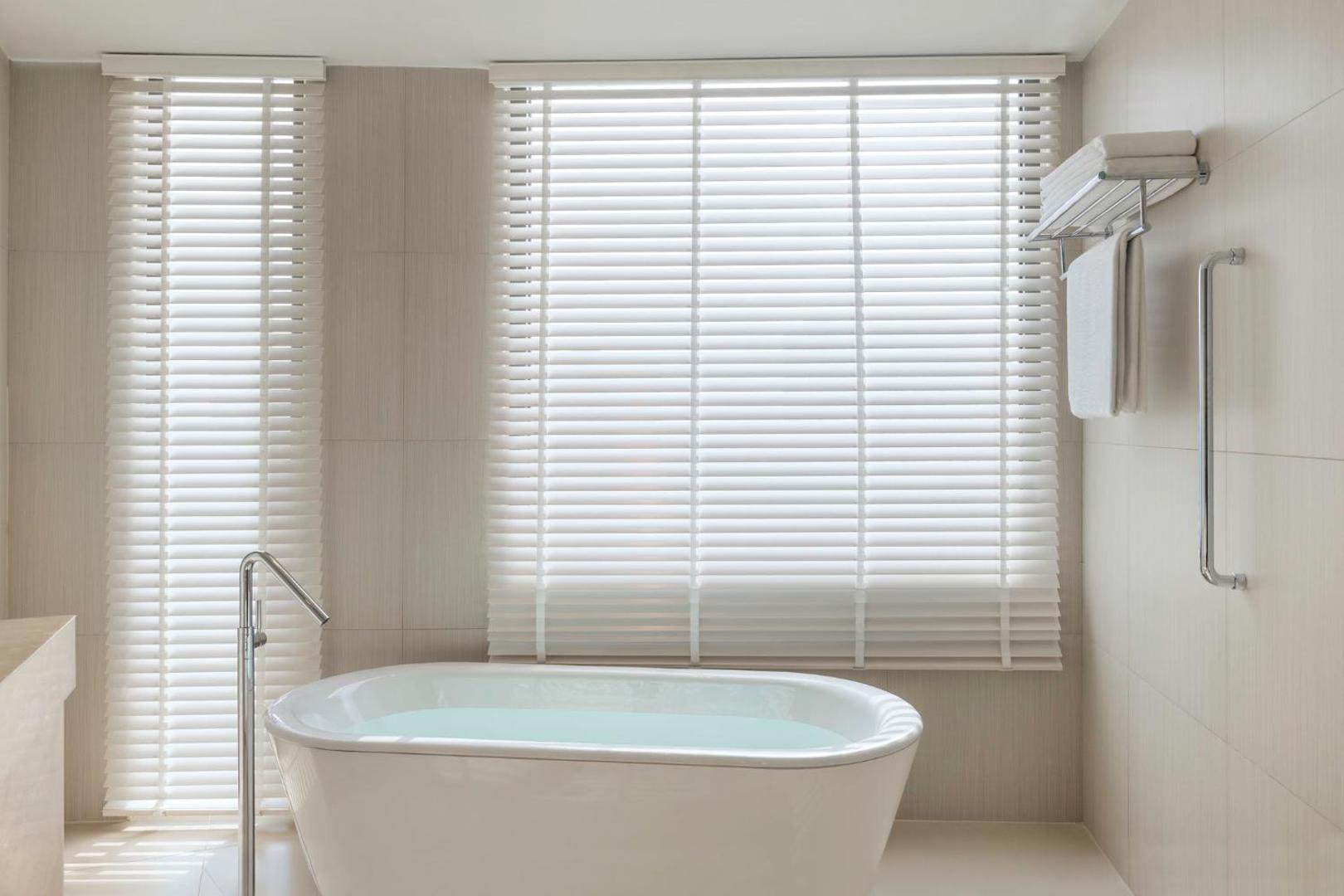 Crowne Plaza Abu Dhabi - Yas Island