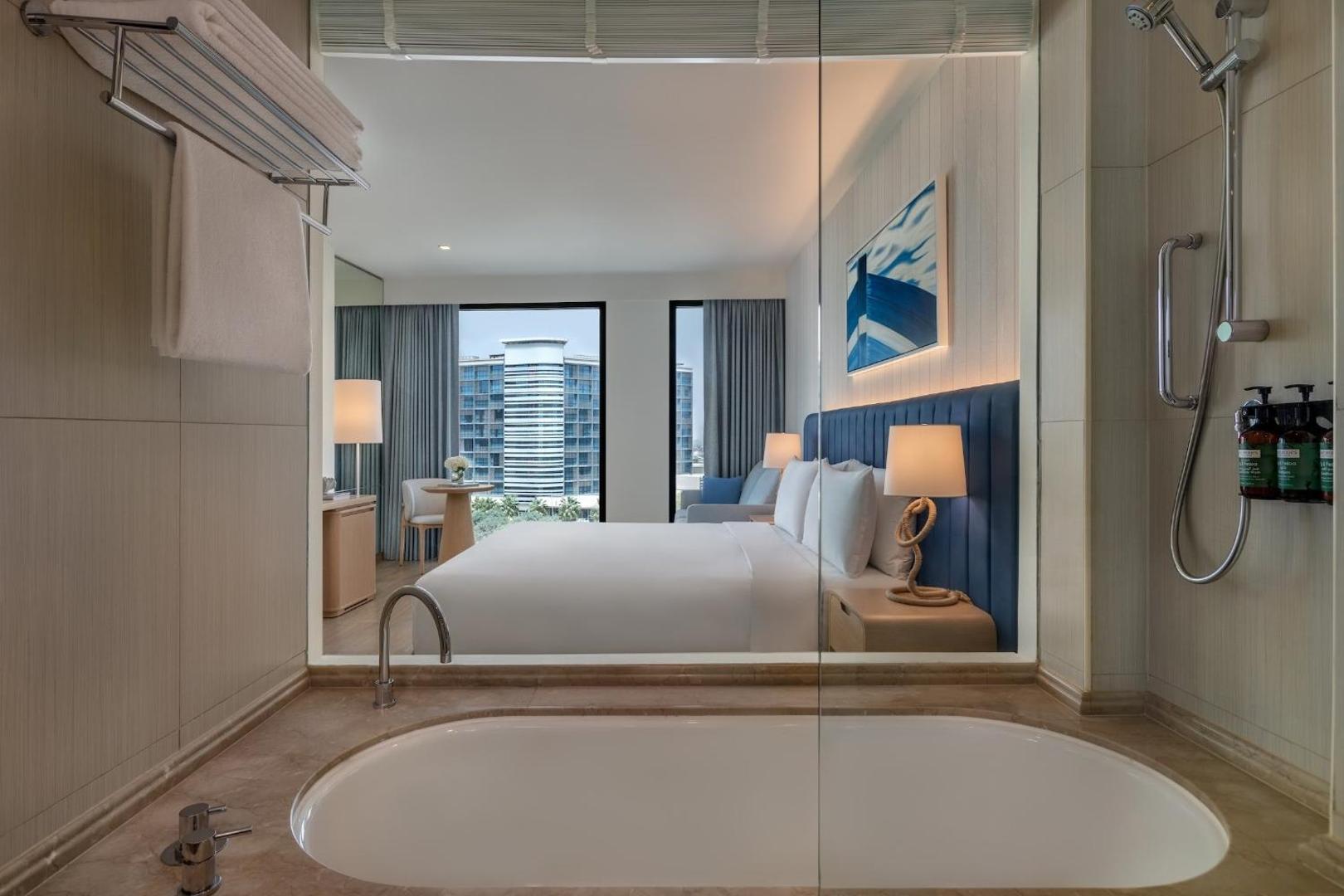 Crowne Plaza Abu Dhabi - Yas Island